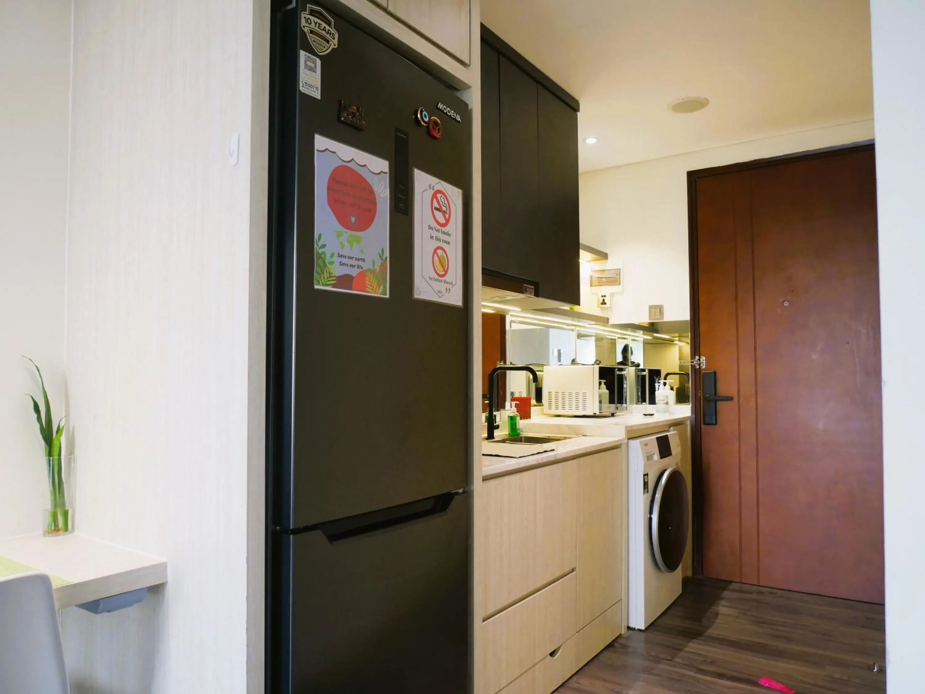 Kitchen or kitchenette in Meisterstadt Pollux Habibie