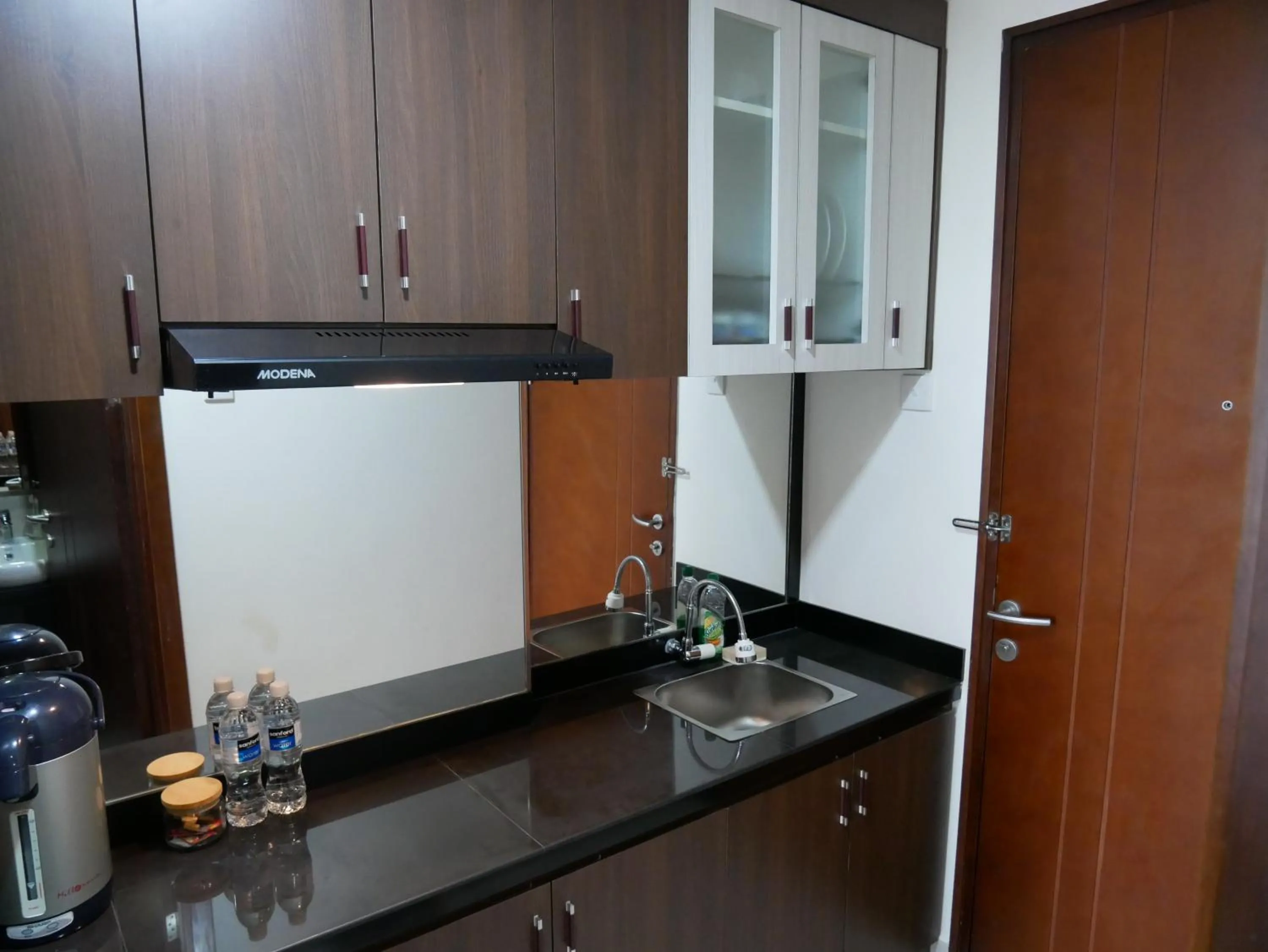 Kitchen or kitchenette in Meisterstadt Pollux Habibie