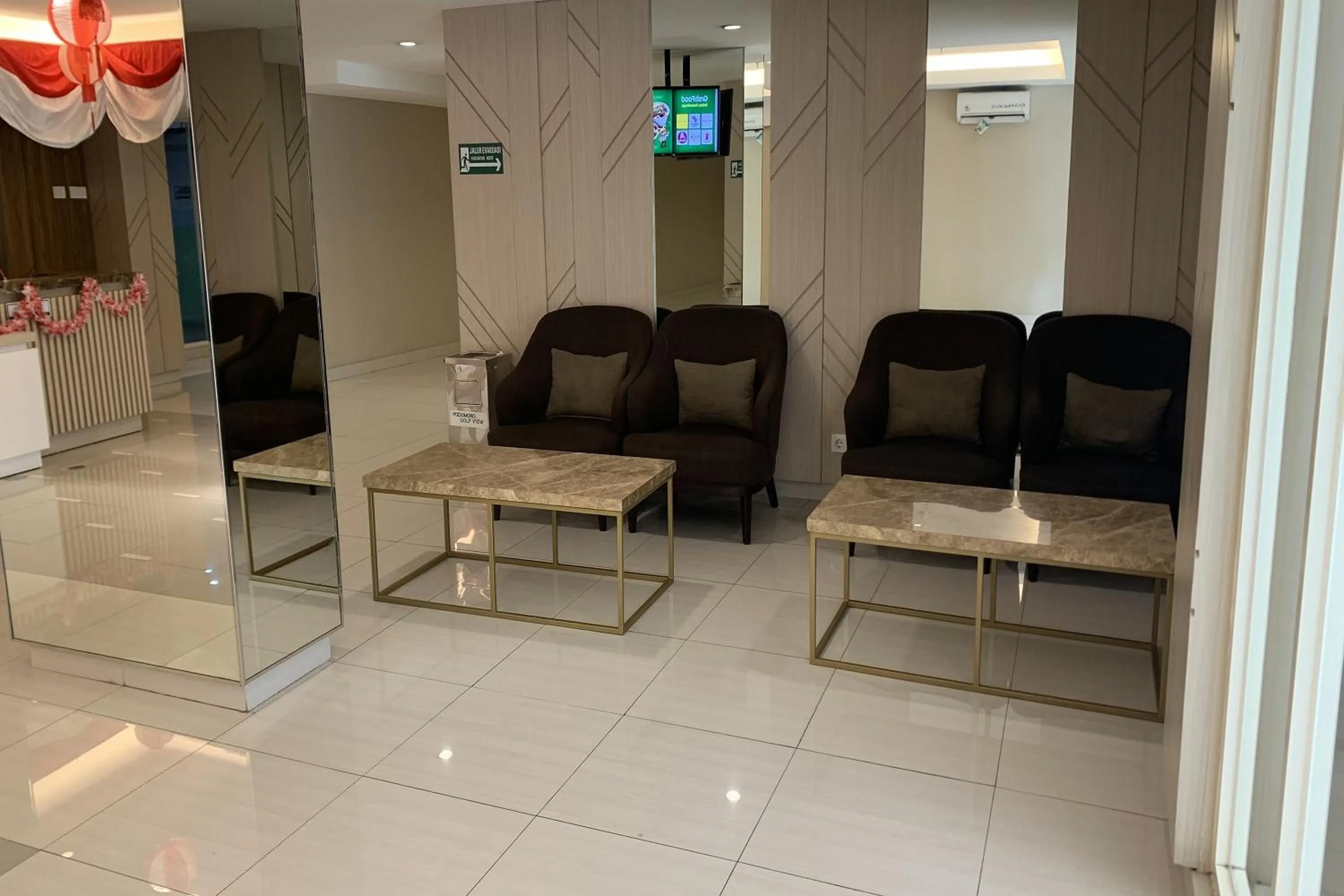 Lobby or reception in Velito at Podomoro Golf View Apartment