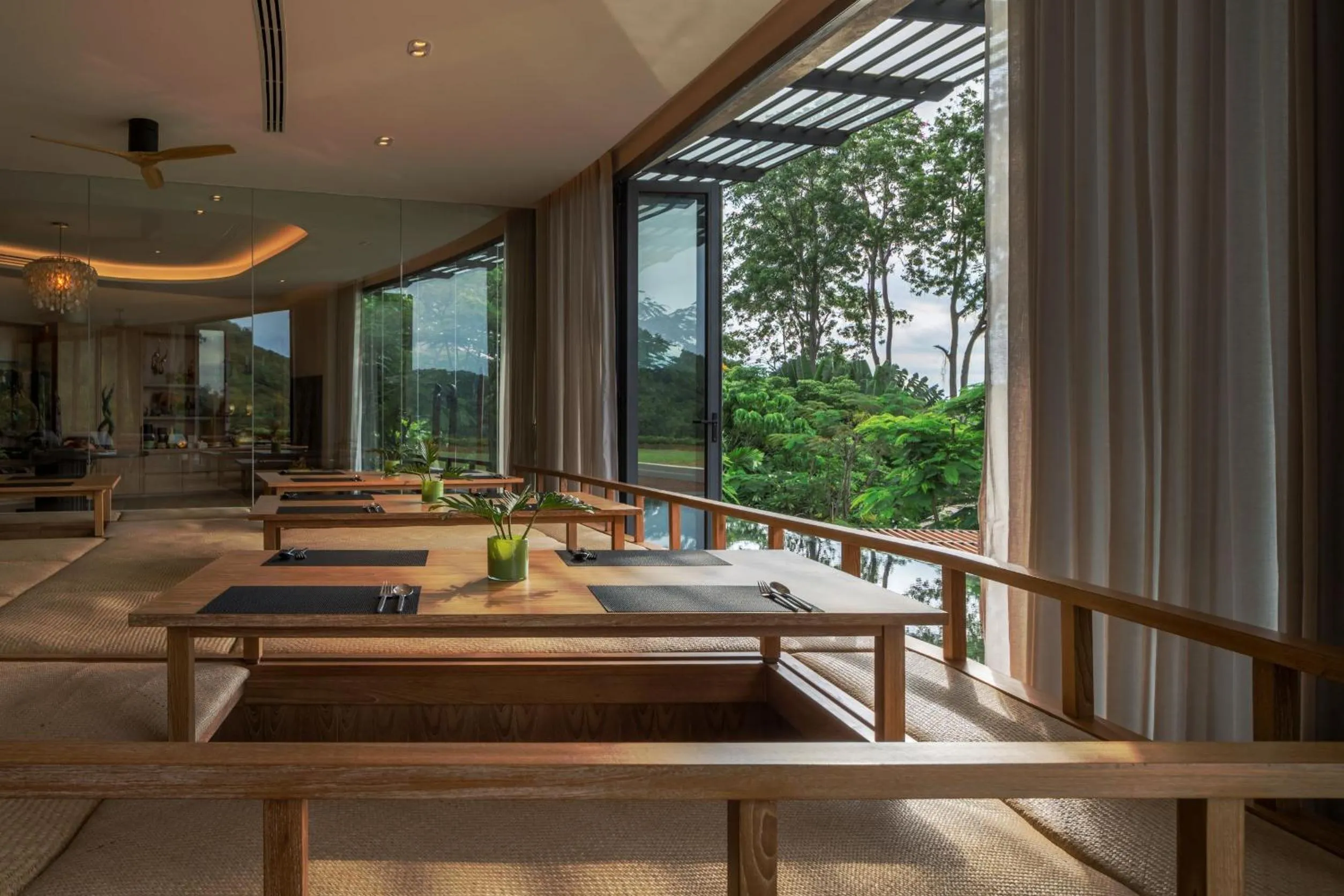 Restaurant/places to eat in Noku Phuket