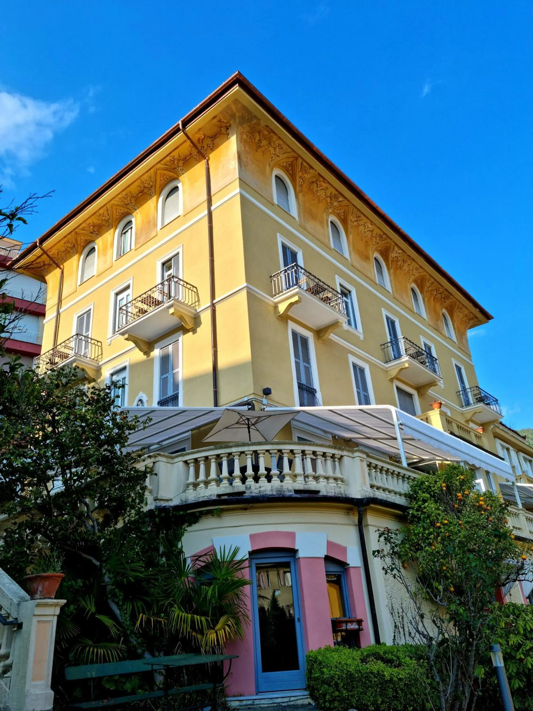 Facade/entrance in Hotel Canali - Le Cinque Terre