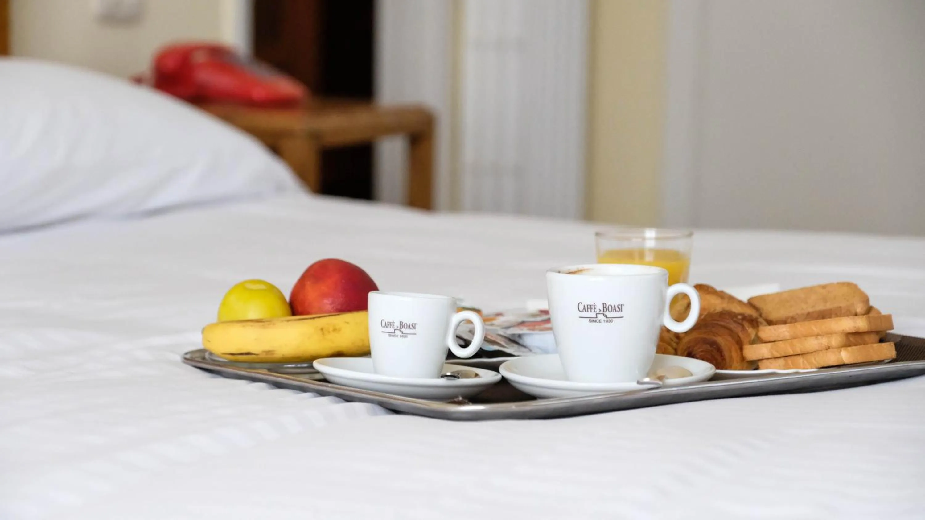 Food and drinks, Bed in Hotel Canali - Le Cinque Terre