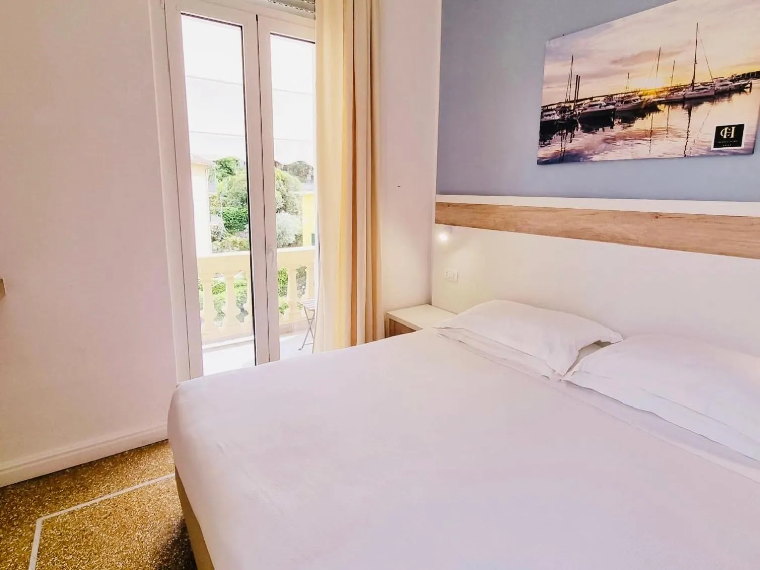 Bed in Hotel Canali - Le Cinque Terre