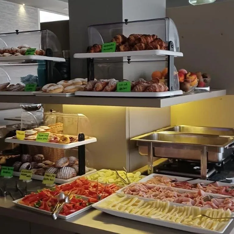 Restaurant/places to eat in Hotel Torino