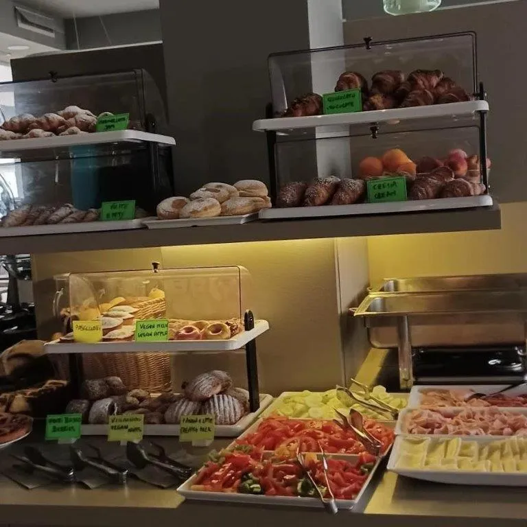 Restaurant/places to eat in Hotel Torino