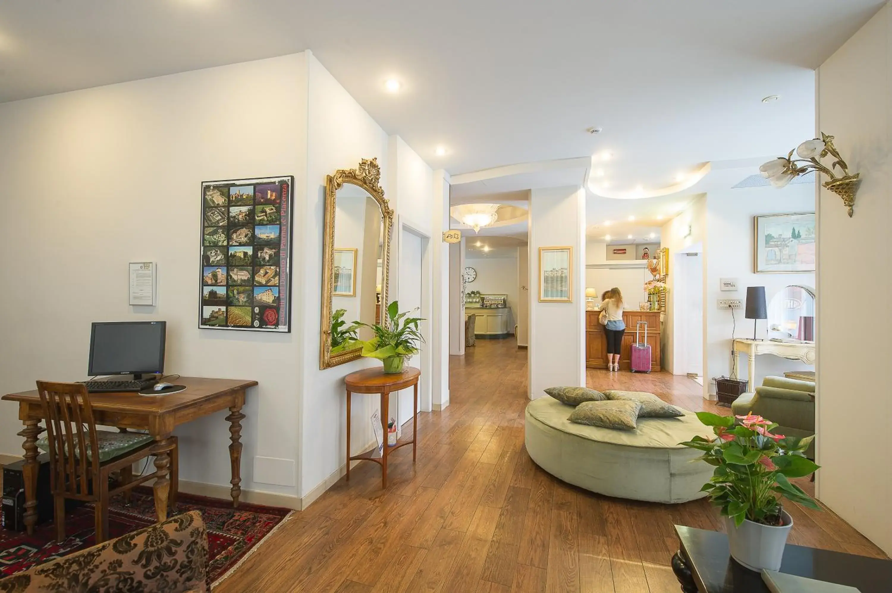 Lobby or reception in Hotel Torino Lobby or reception in Hotel Torino