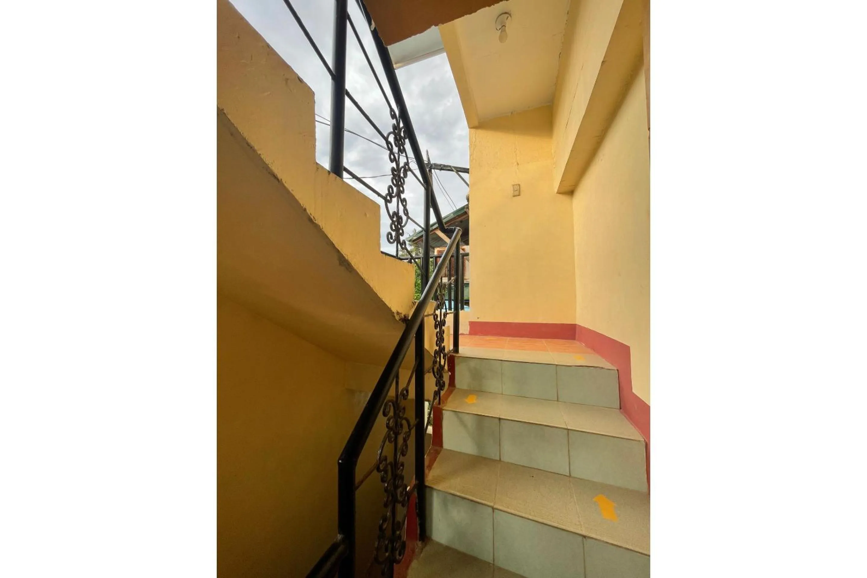 Lobby or reception in OYO 876 Escurel Inn Boracay