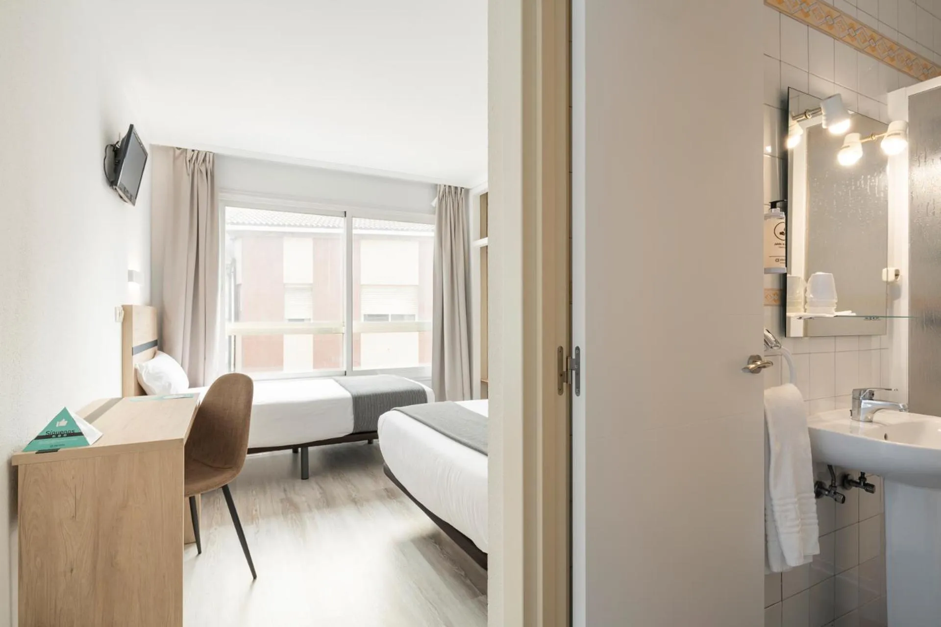 Bed in Hotel Alda Camiño Inglés