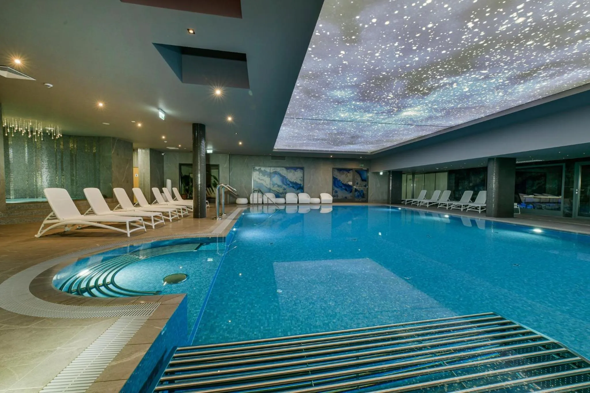 Swimming pool in FACTORY RESORT wellness & spa