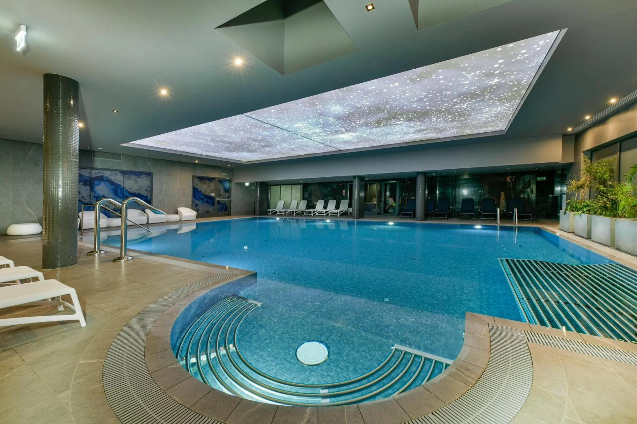 Swimming pool in FACTORY RESORT wellness & spa