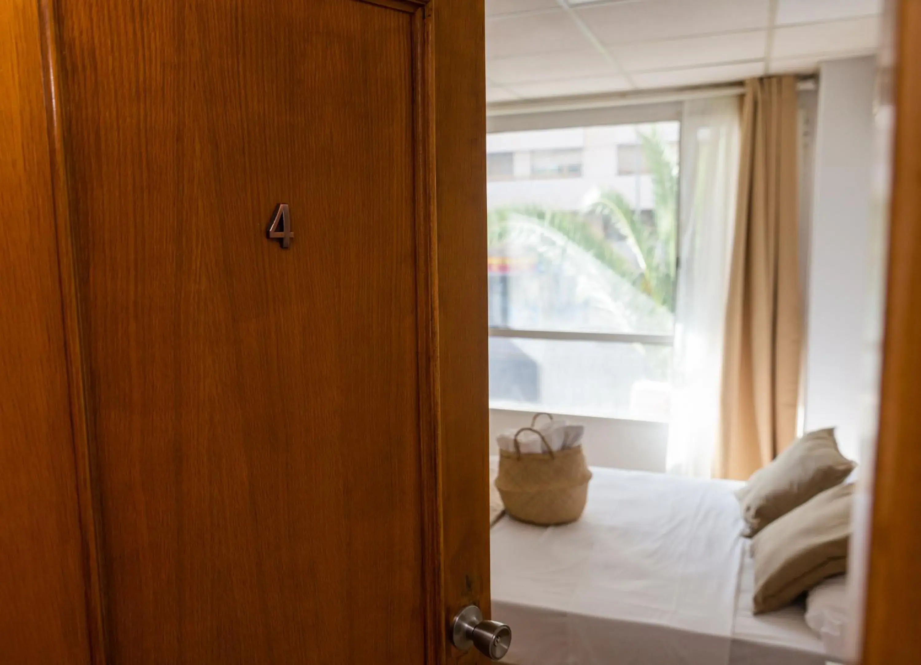 Exterior Double Room with Shared Bathroom in Old Town La Estación Exterior Double Room with Shared Bathroom in Old Town La Estación