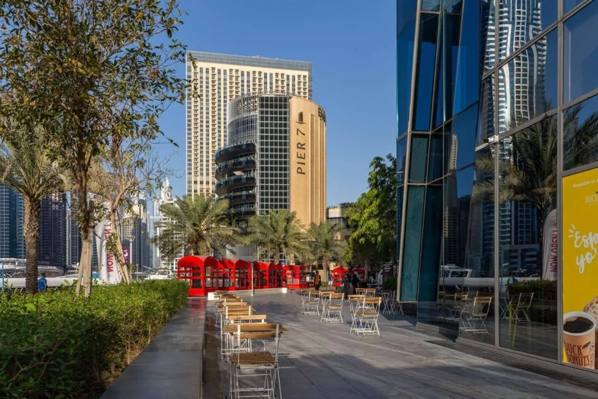 Frank Porter - Silverene Tower B