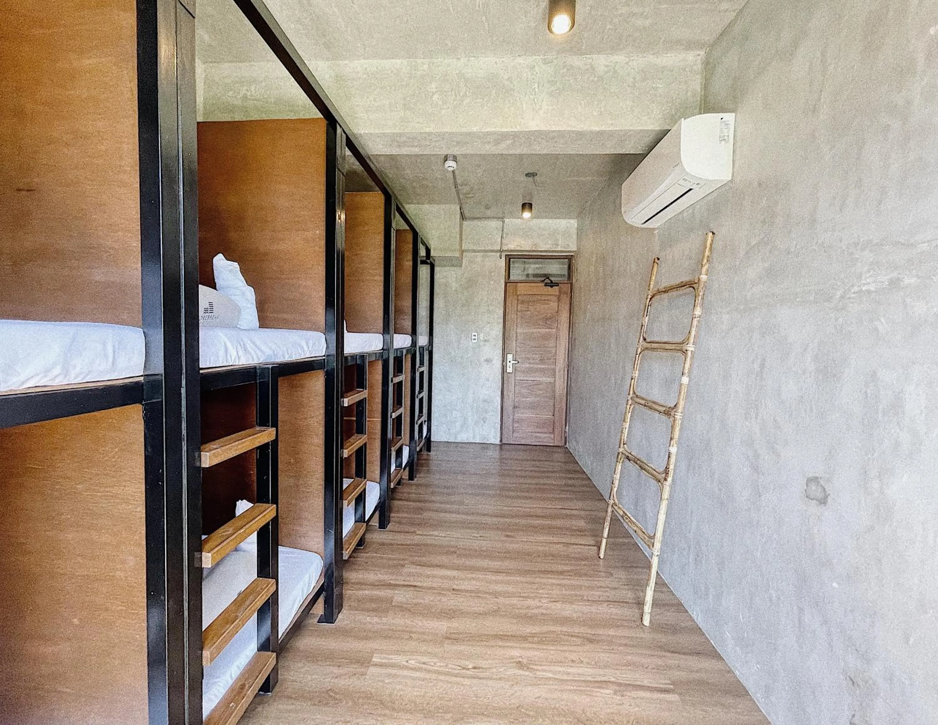 Photo of the whole room, Bed in Shorebreak Hostel San Juan La Union