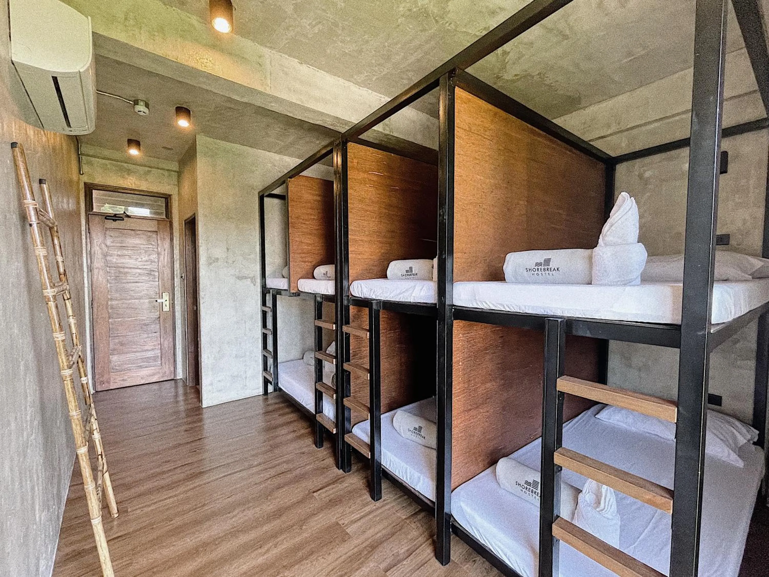 Photo of the whole room in Shorebreak Hostel San Juan La Union