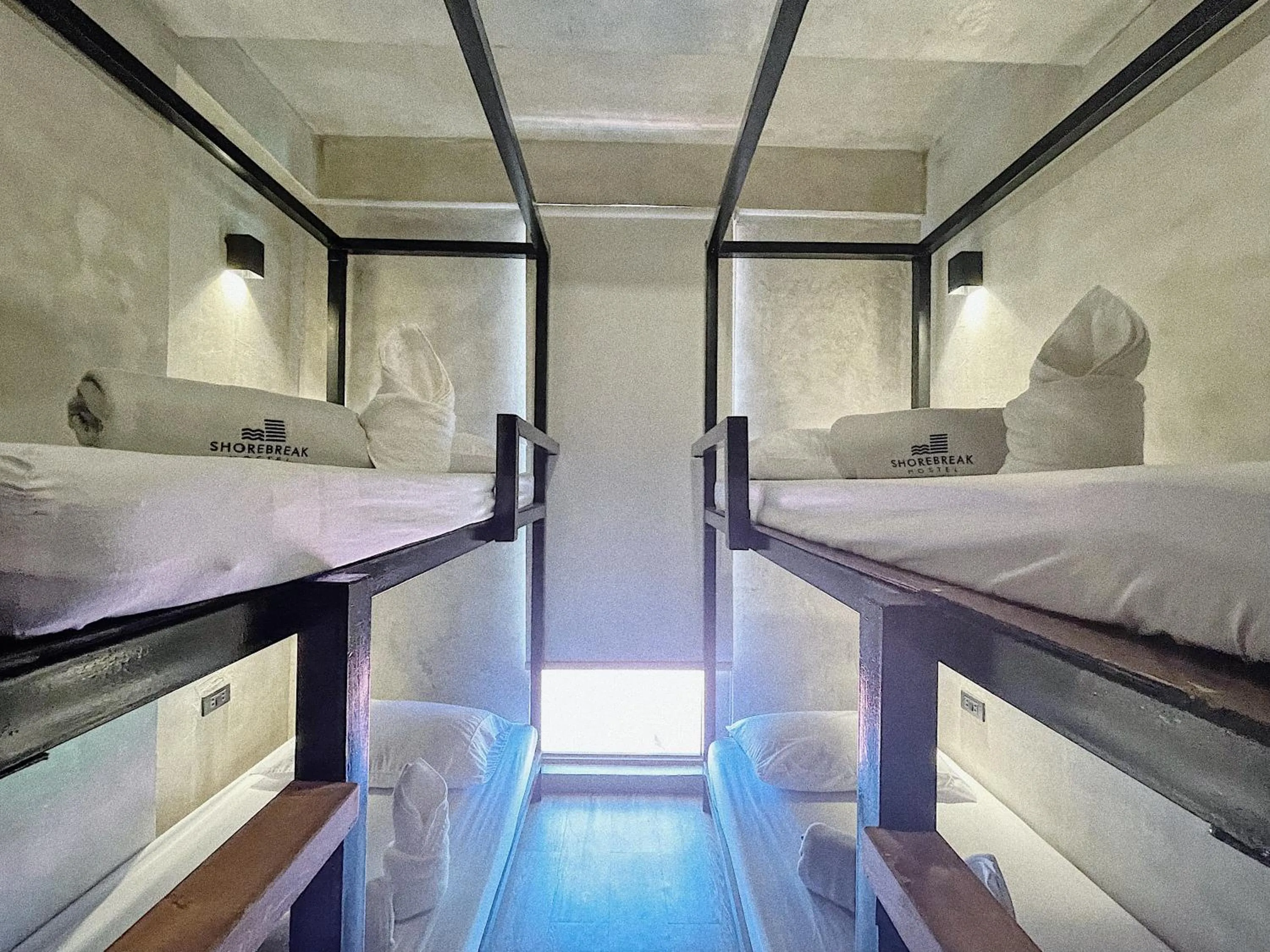 bunk bed, Bed in Shorebreak Hostel San Juan La Union