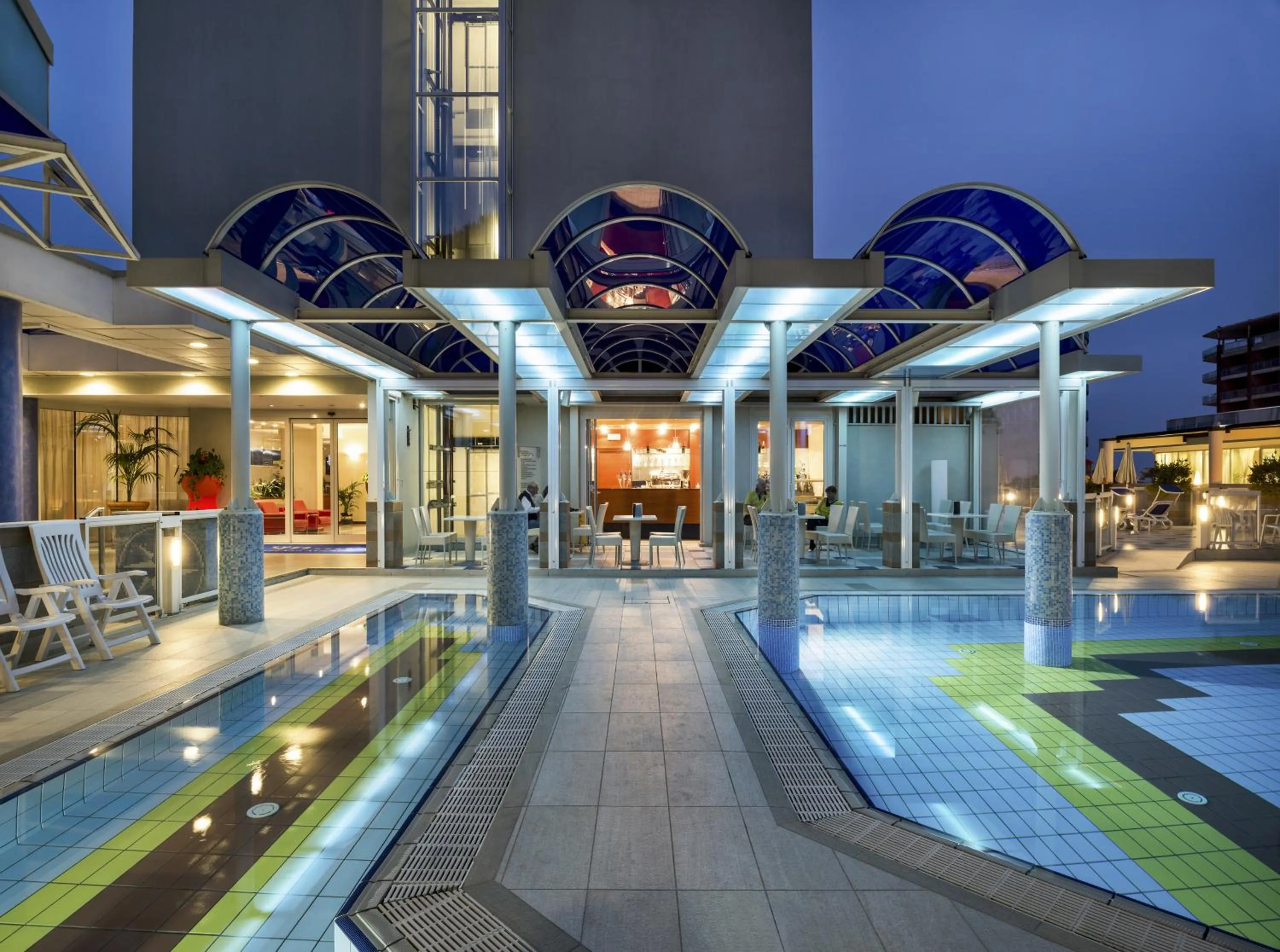 Swimming pool in Hotel San Michele