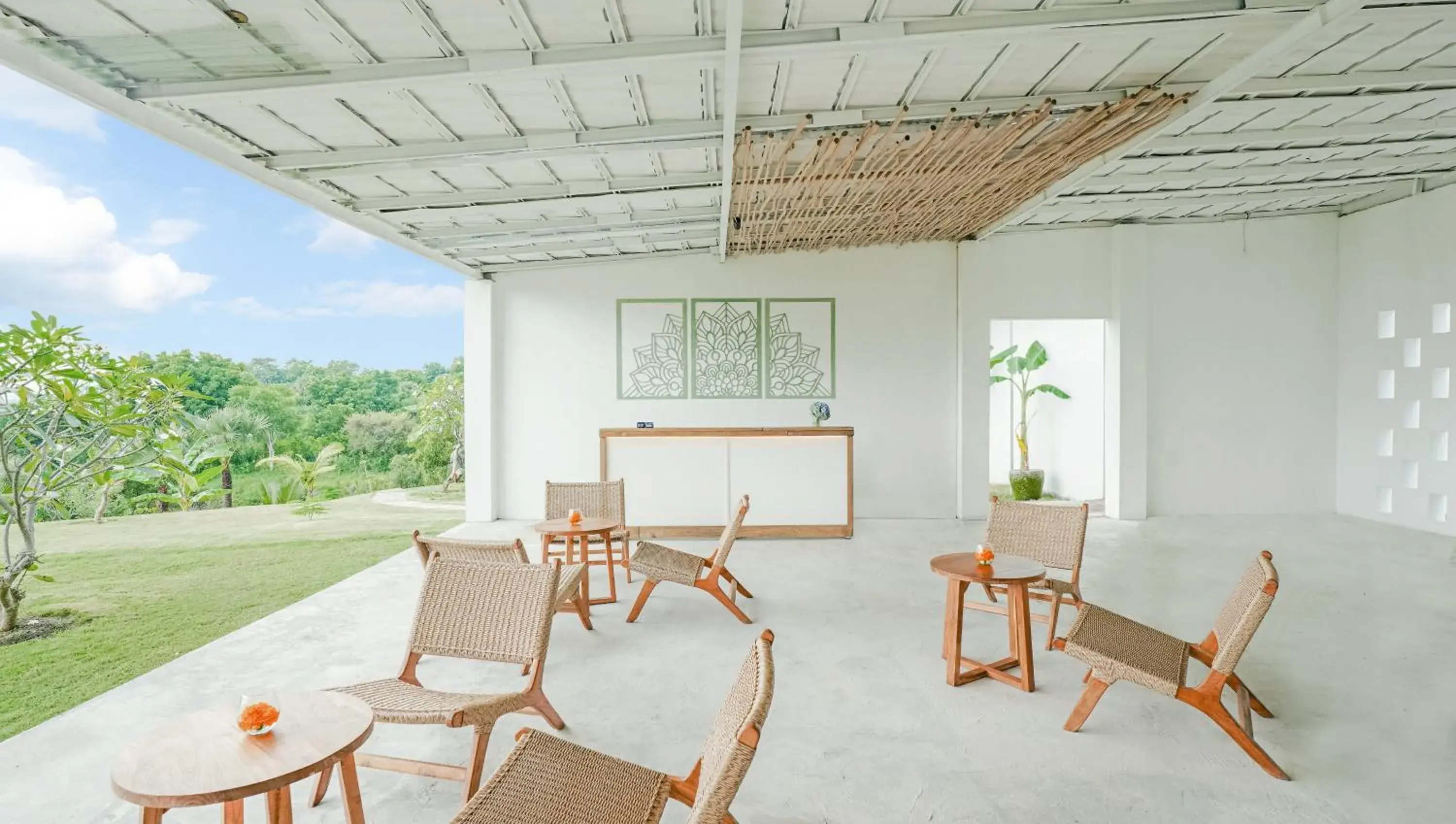 Restaurant/places to eat in Palm Springs Bali Dive Resort Restaurant/places to eat in Palm Springs Bali Dive Resort