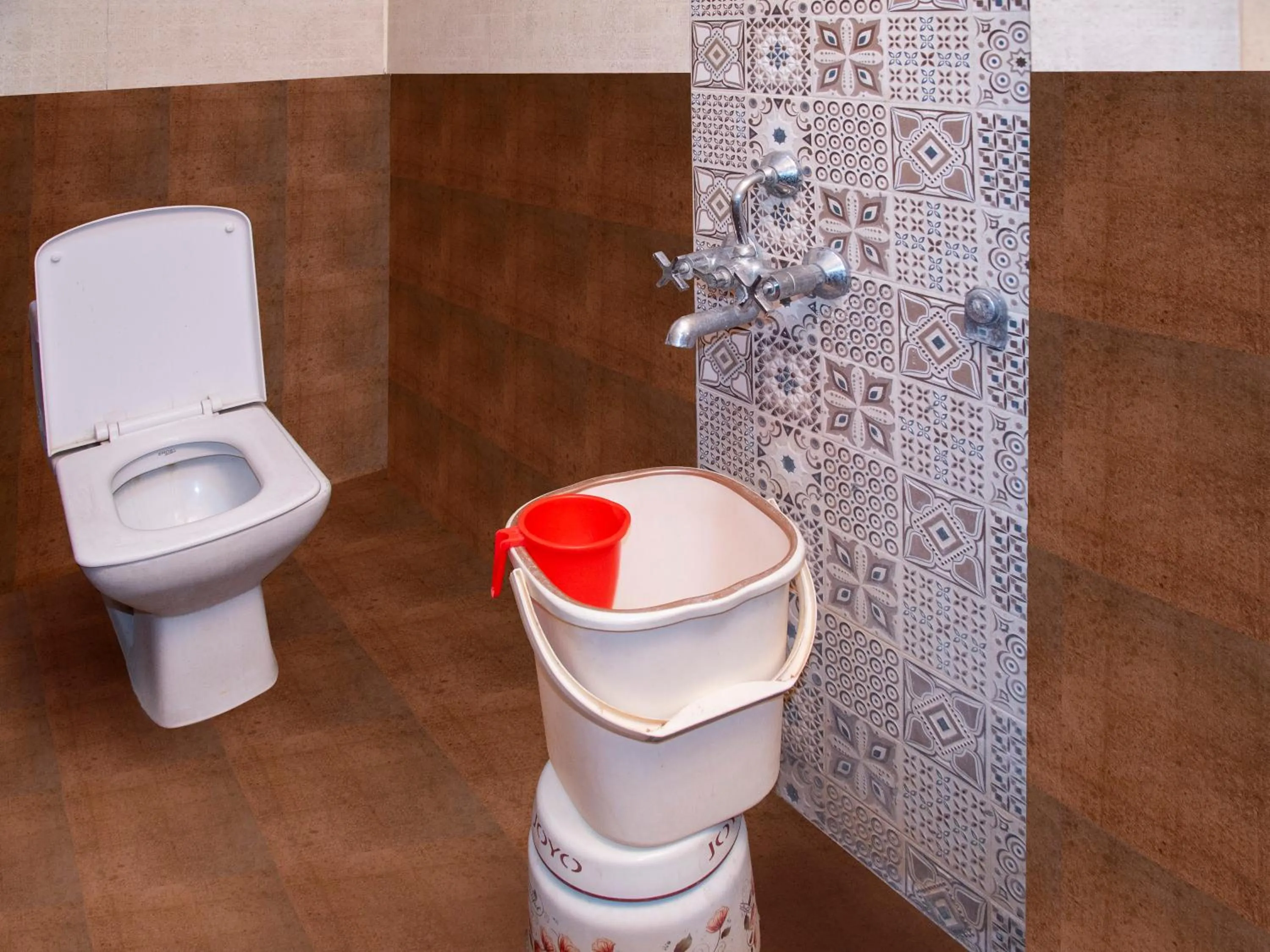 Bathroom in Vrindavan Comfort Inn