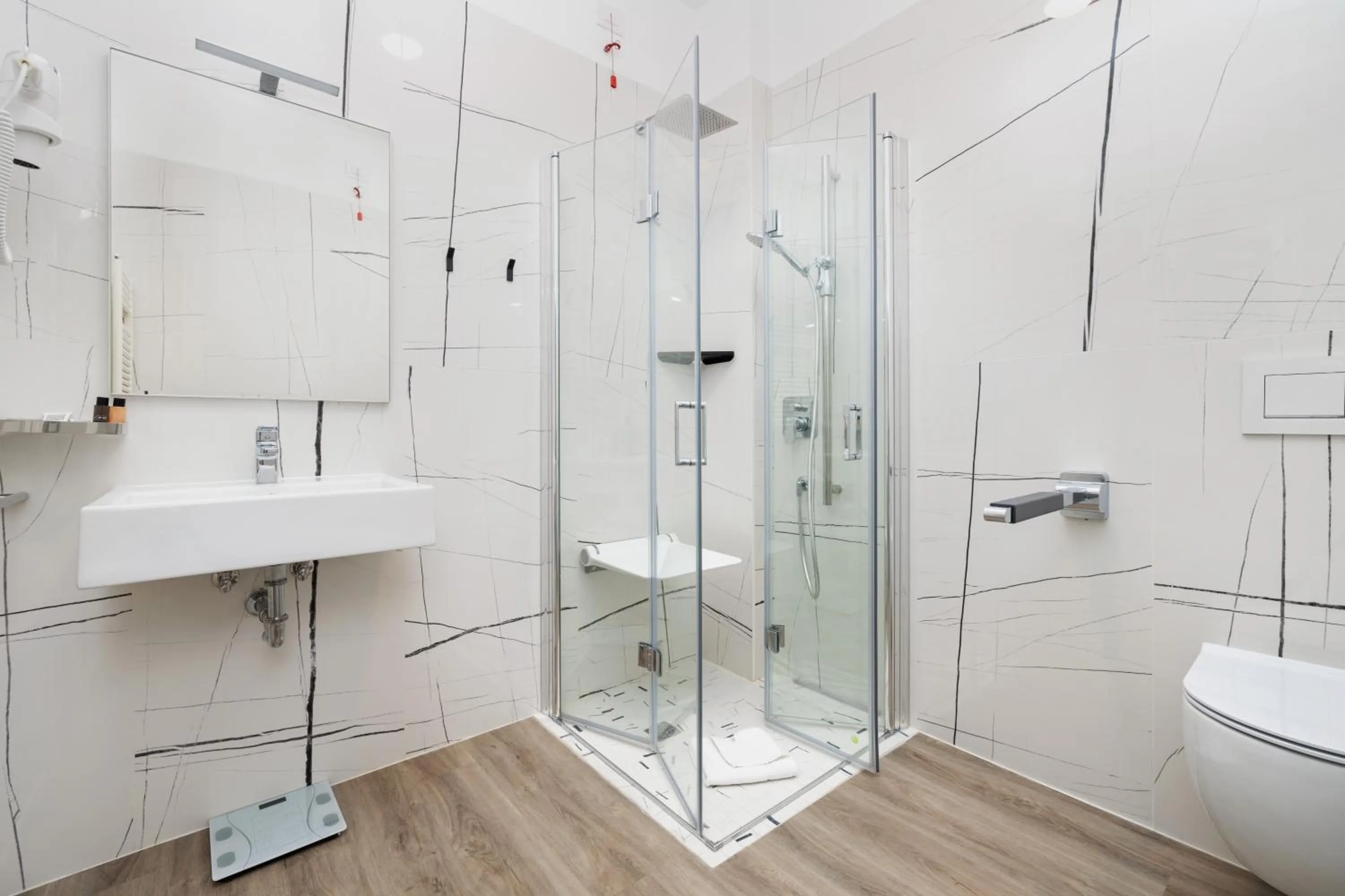 Bathroom in Hotel Maggiore