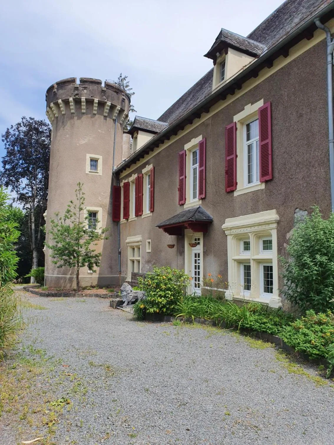 Chateau de Viviez