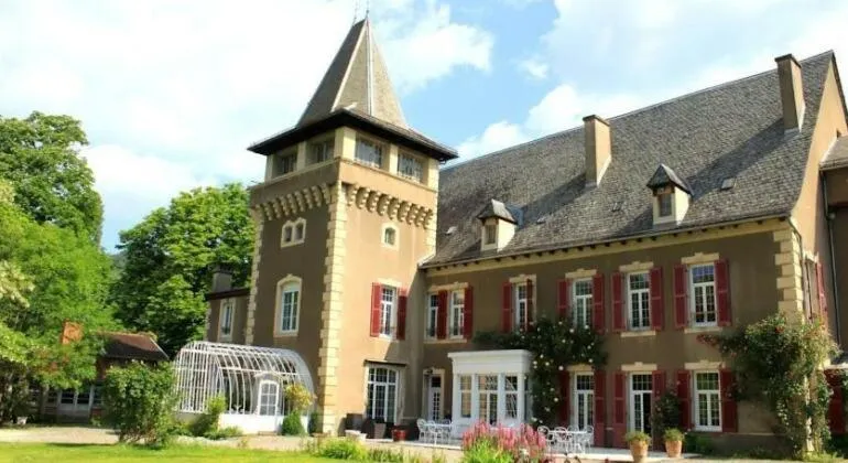 Chateau de Viviez
