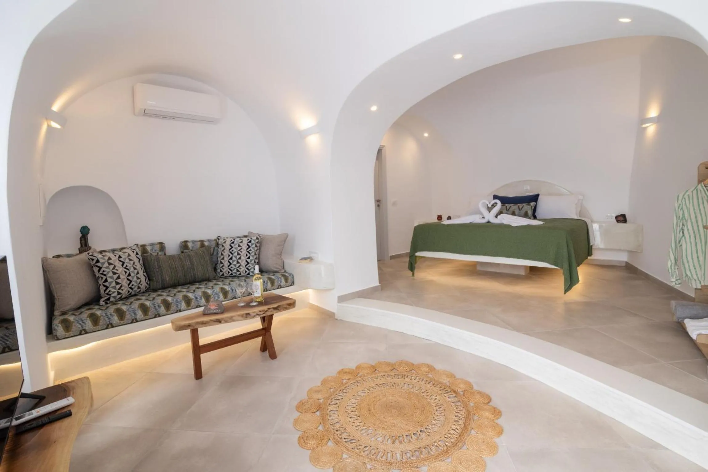 Sunborn Oia Suites