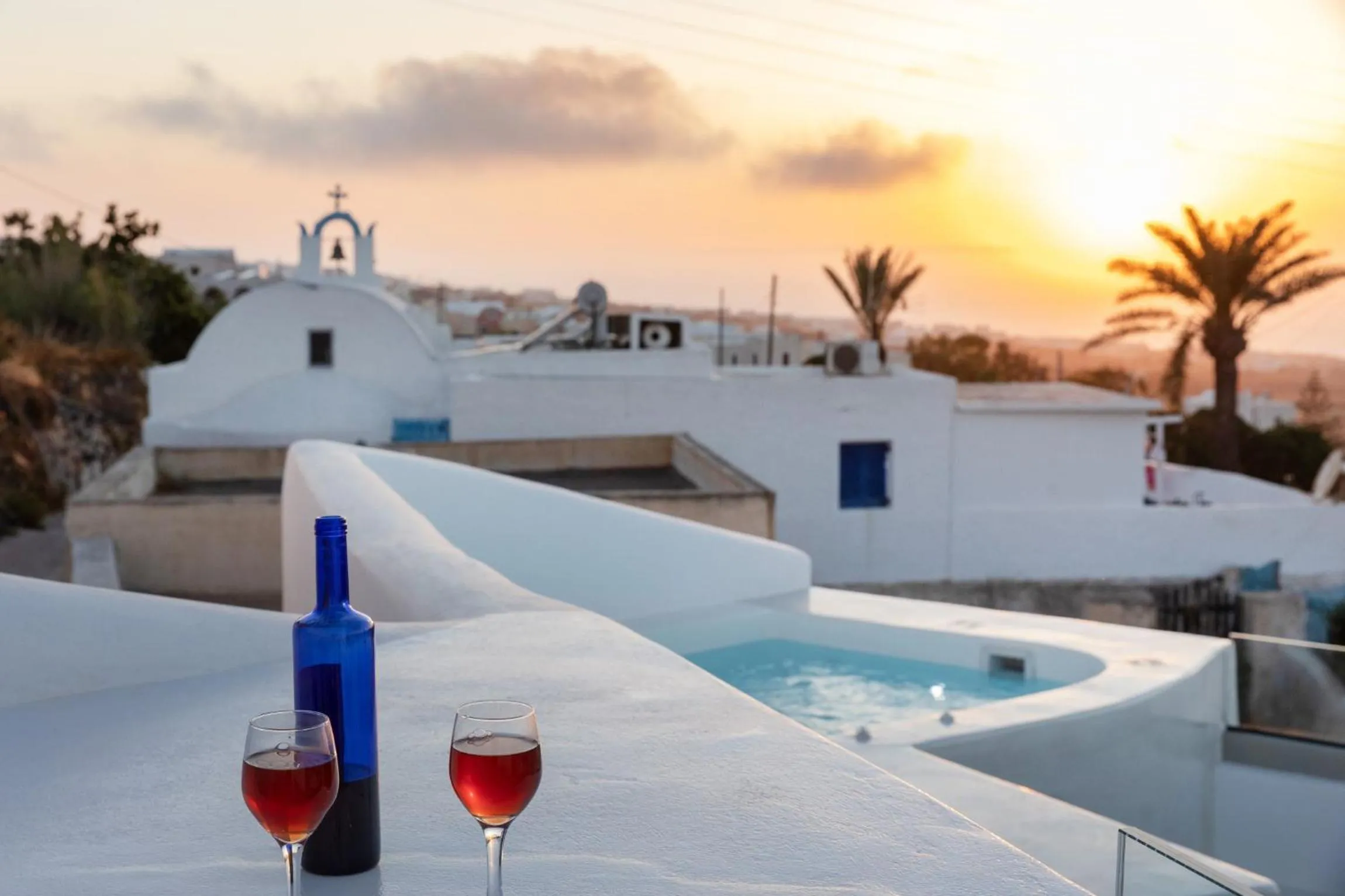 Sunborn Oia Suites