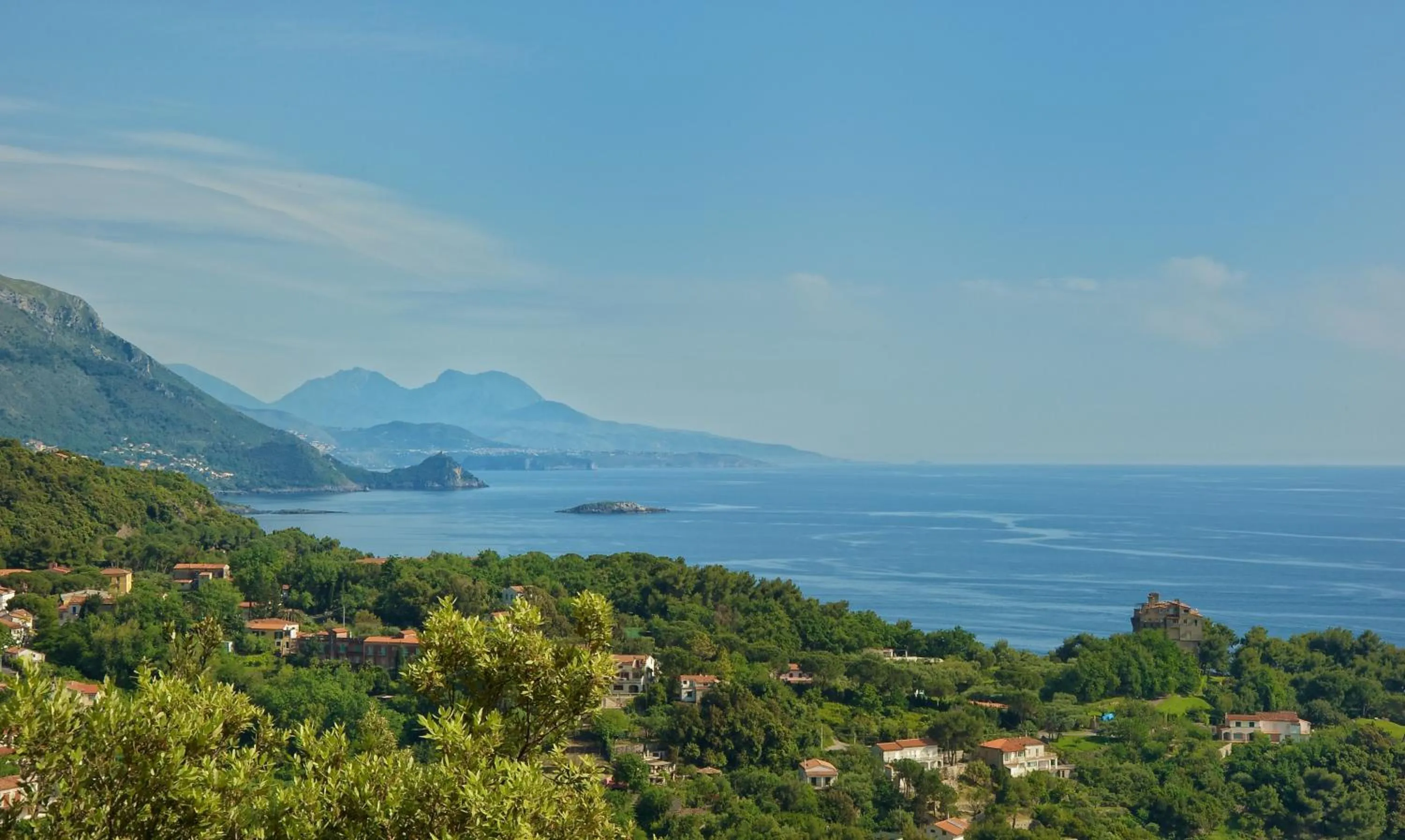 Sea view in Romantic Hotel & Restaurant Villa Cheta Elite