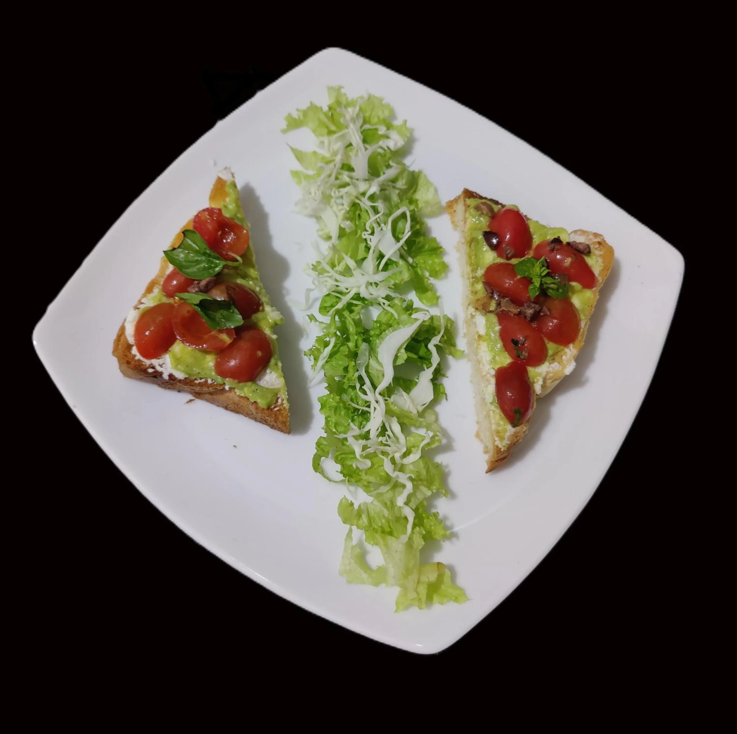 Restaurant/places to eat in Villa Lyvie ayurvedic hotel