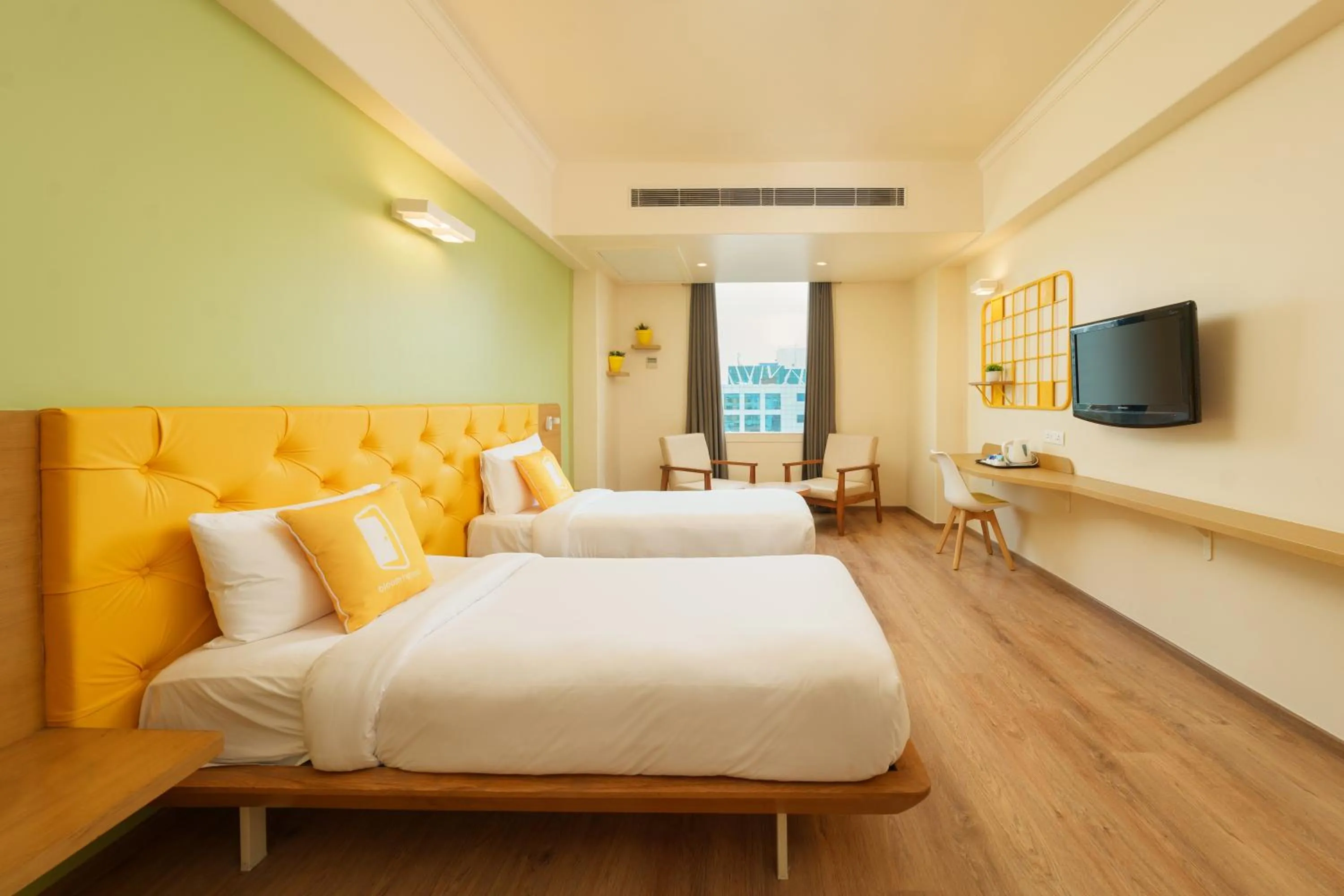 Bed in Bloom Hotel - Sector 62