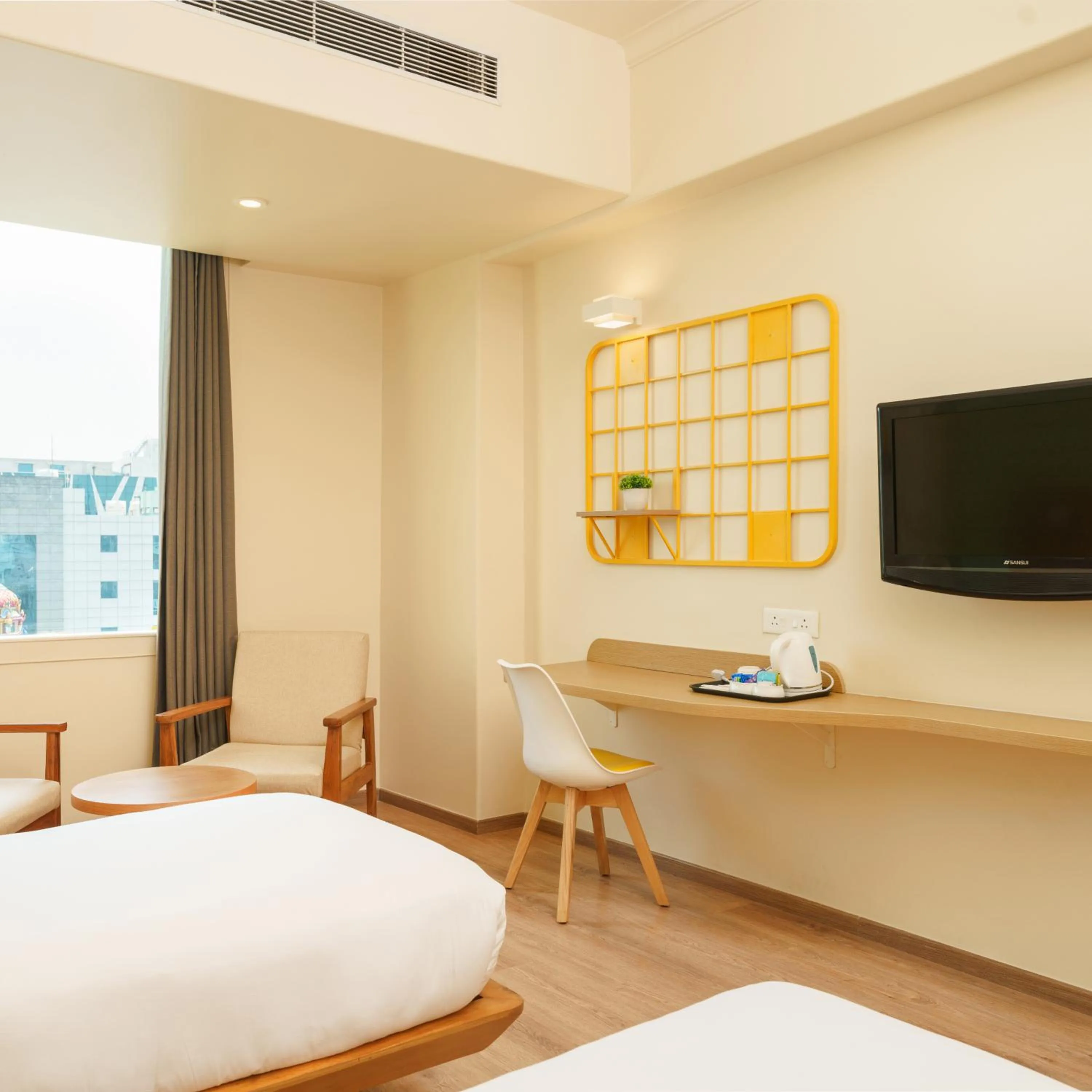 Bed in Bloom Hotel - Sector 62