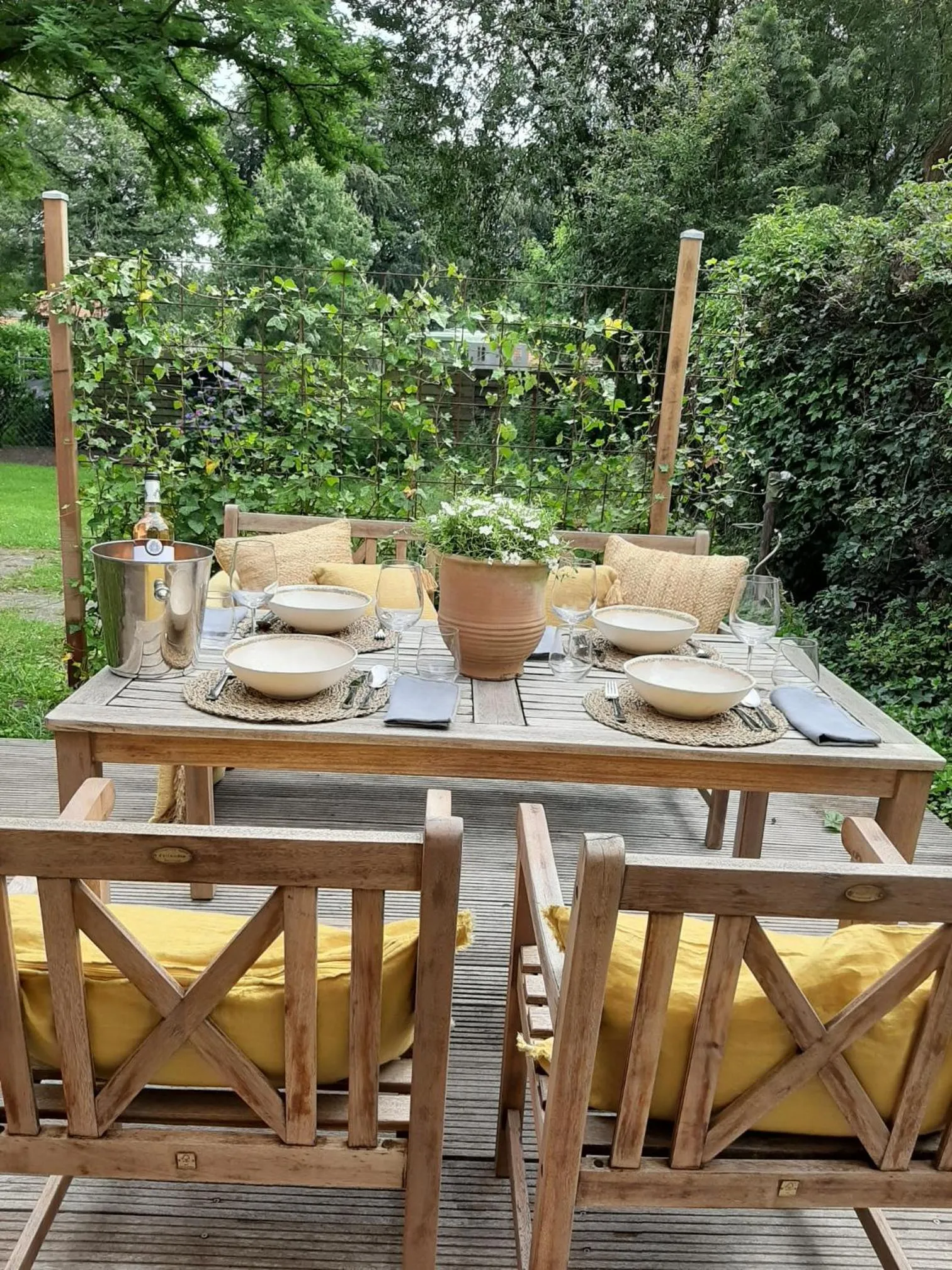 Restaurant/Places to Eat in Gorssels Tuinhuis