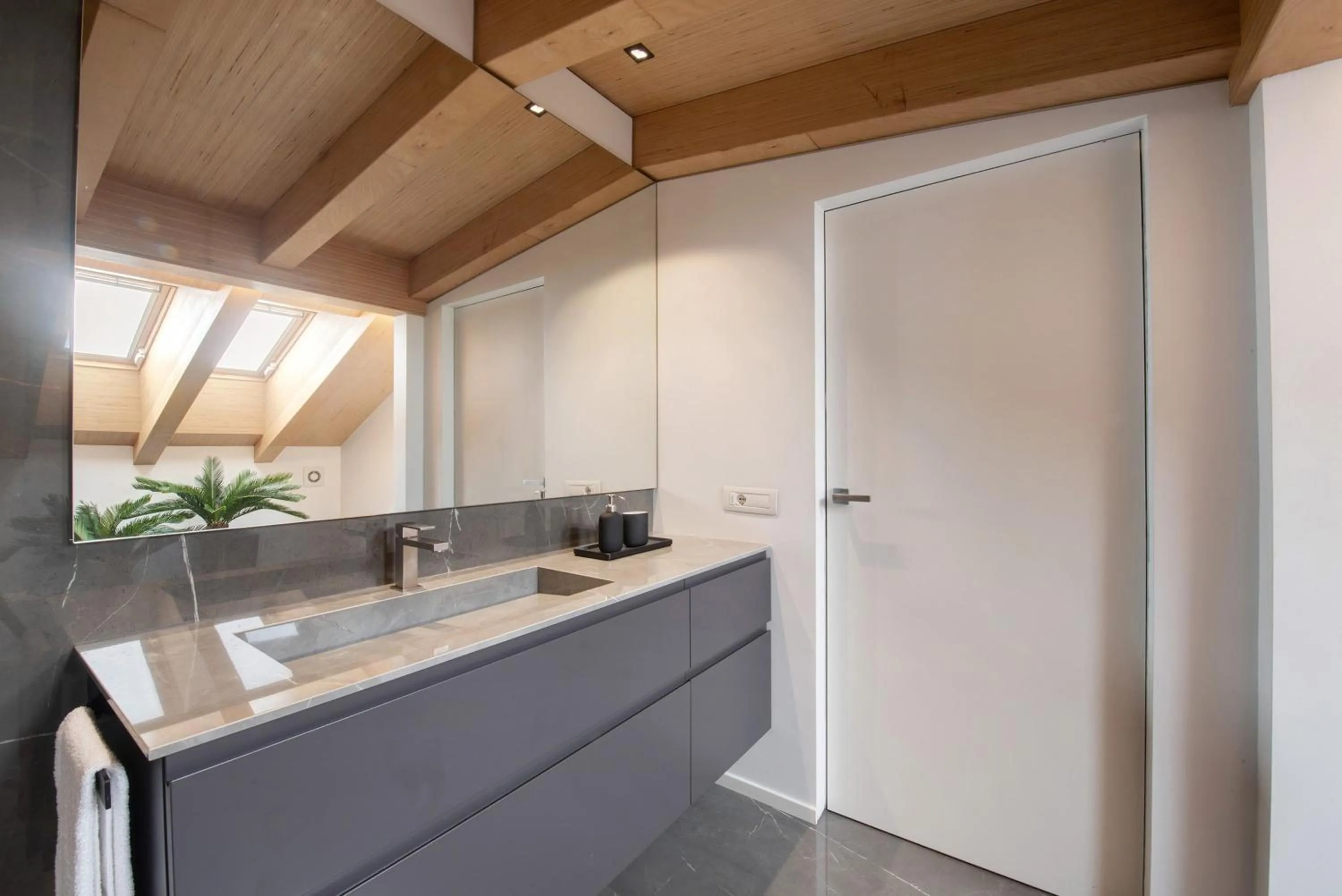 Property building in Luxury Lakefront Penthouse