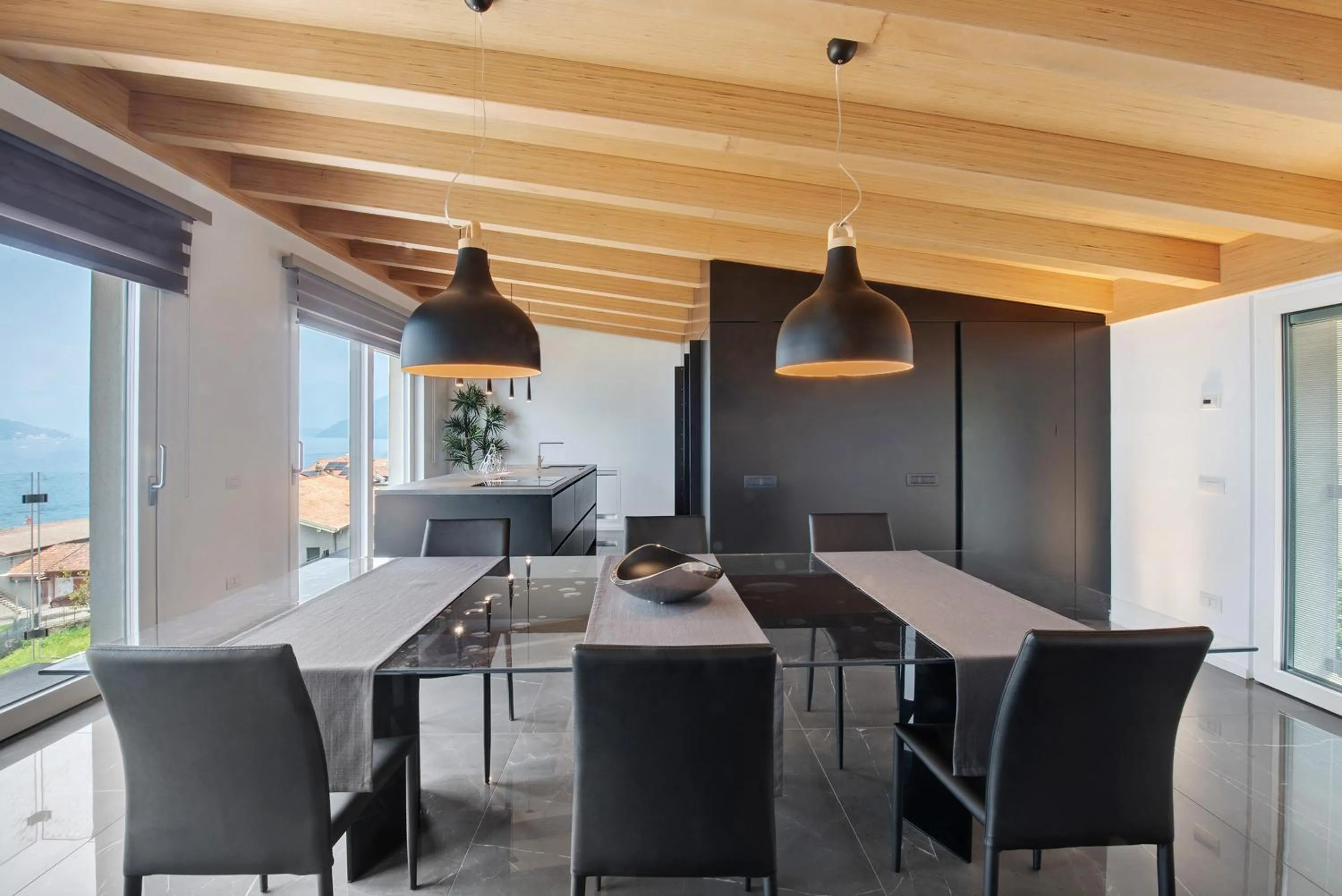 Property building in Luxury Lakefront Penthouse