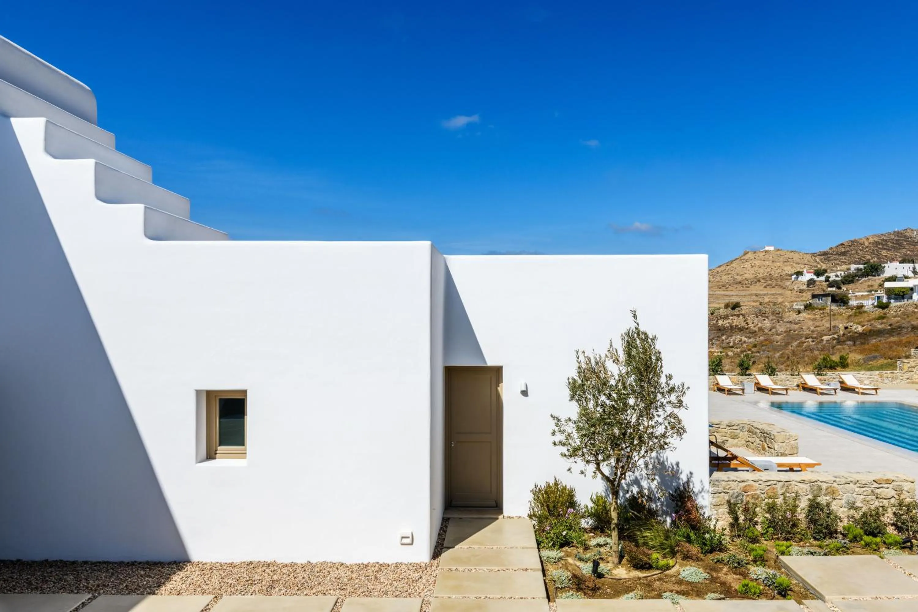 Property building in Camarades Mykonos