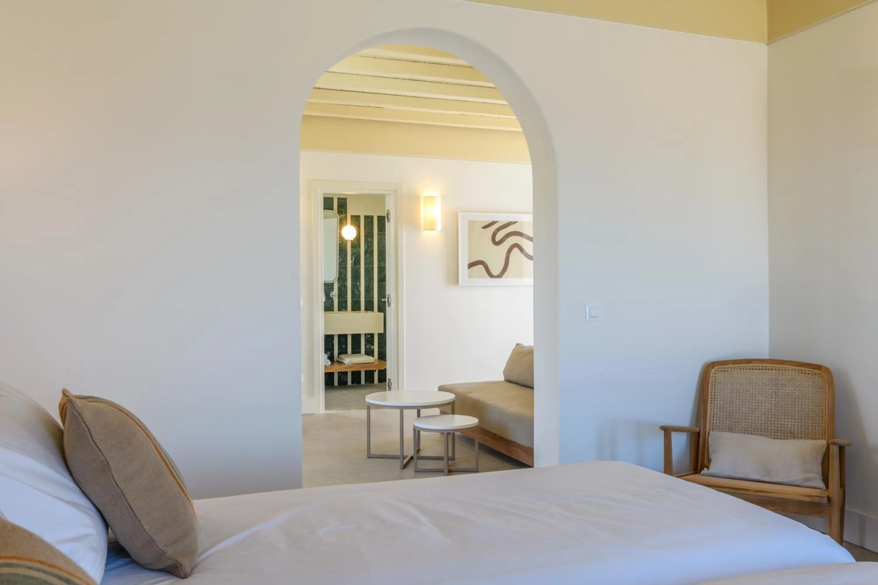 Bed in Camarades Mykonos