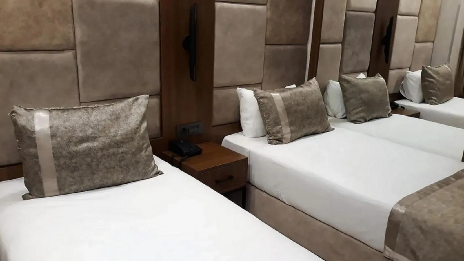 Bed in Four Sides Beyoglu