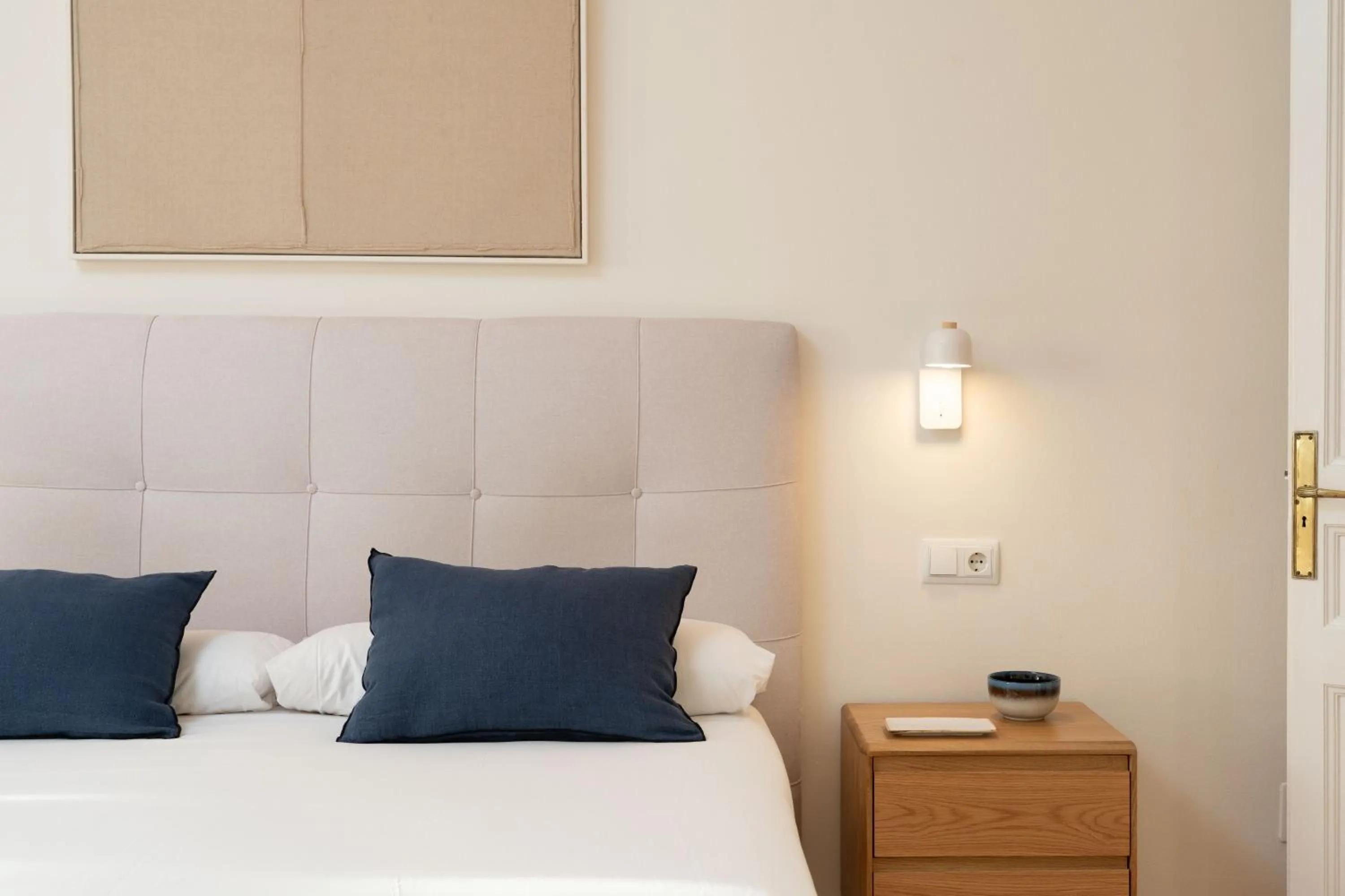 Bedroom, Bed in SibsBcn-Paseo de Gracia Luxury Exclusive Gaudí