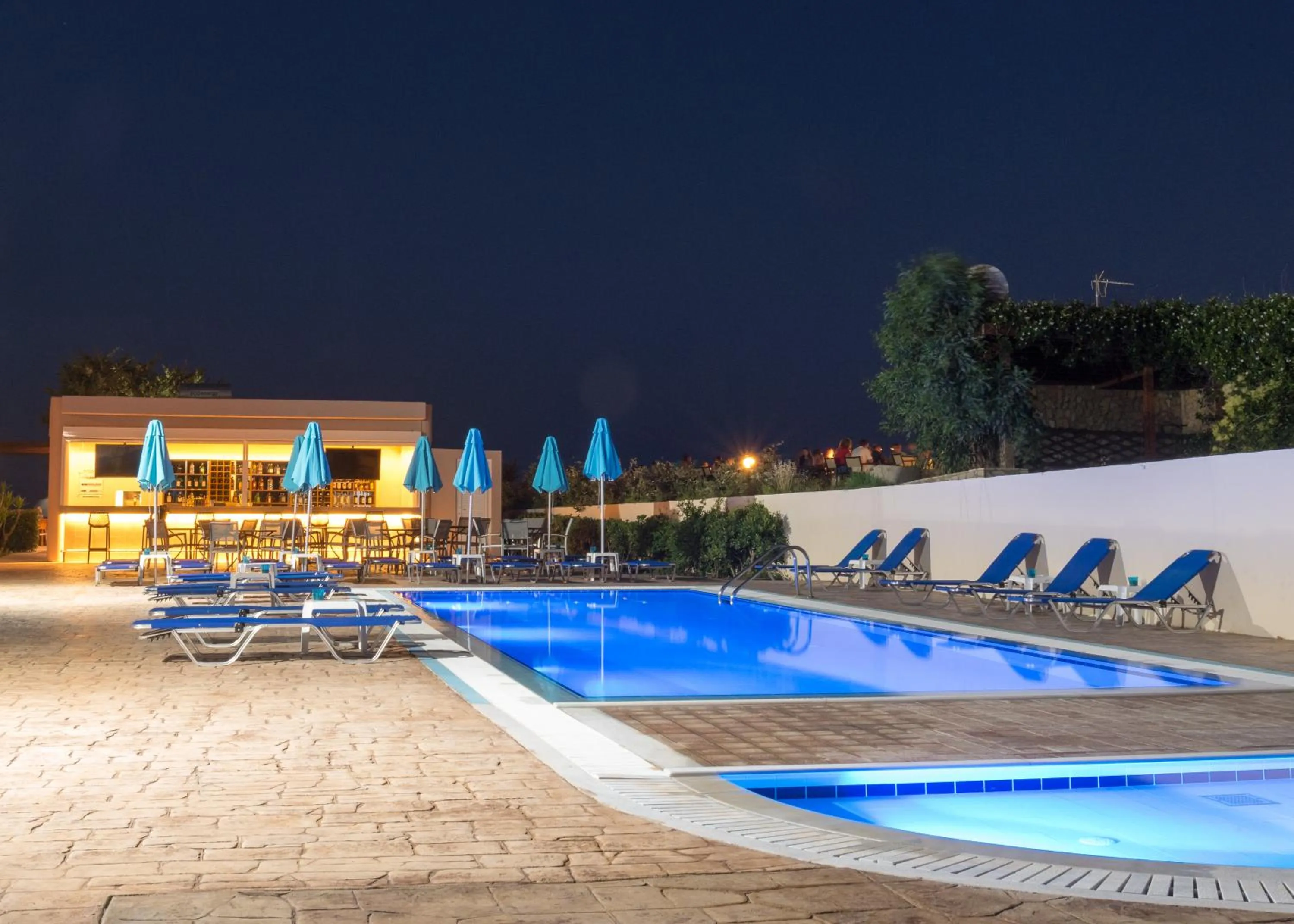 Swimming pool in Amaryllis front beach hotel