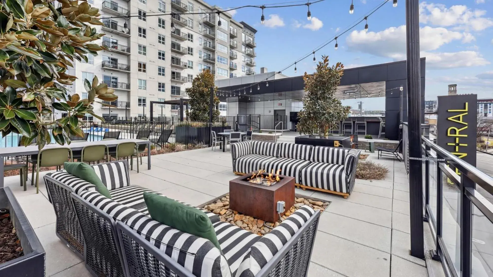 Sentral SoBro Sentral SoBro