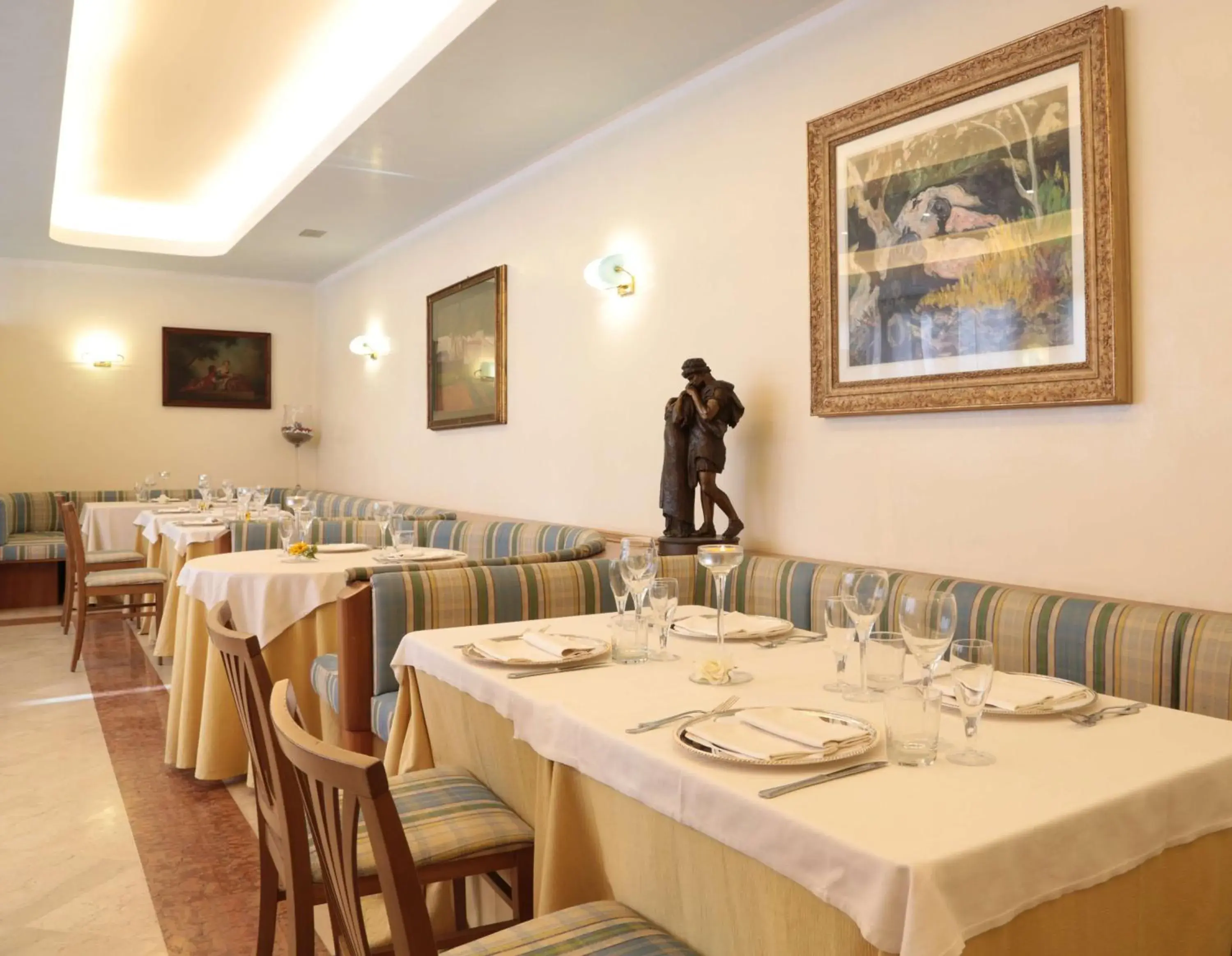 Restaurant/places to eat in Best Western Hotel Dei Cavalieri Restaurant/places to eat in Best Western Hotel Dei Cavalieri