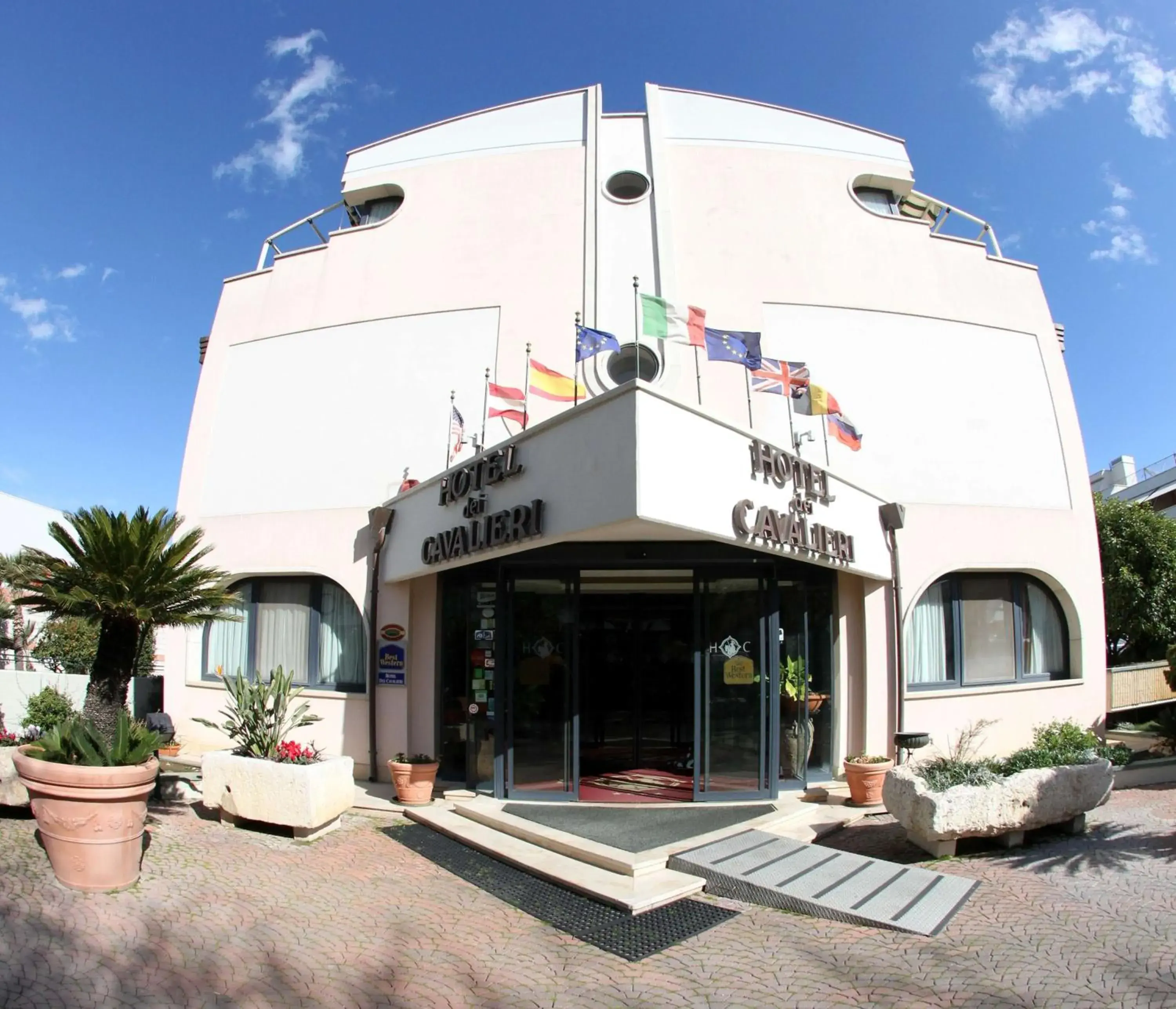 Property building in Best Western Hotel Dei Cavalieri Property building in Best Western Hotel Dei Cavalieri