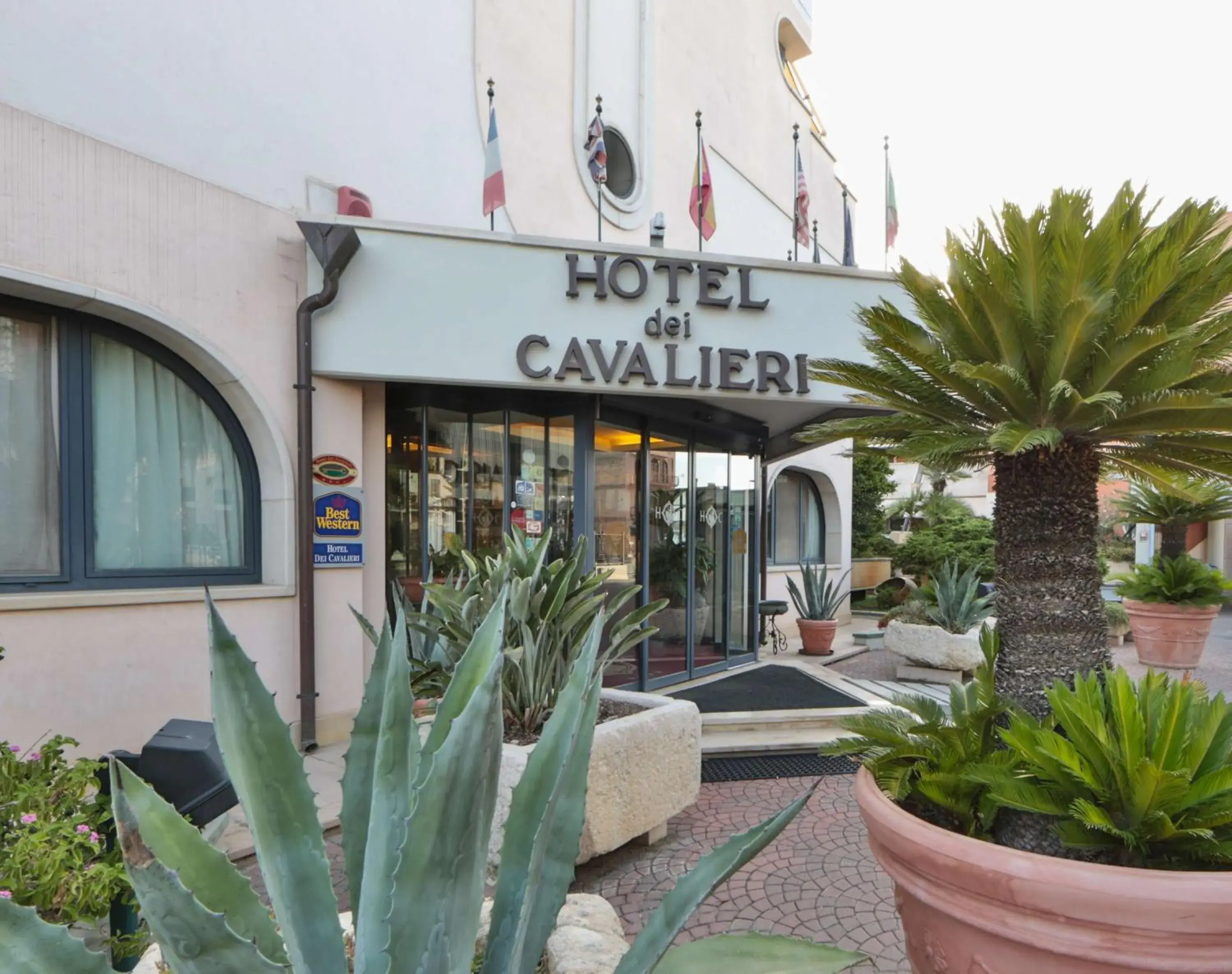 Property building in Best Western Hotel Dei Cavalieri Property building in Best Western Hotel Dei Cavalieri