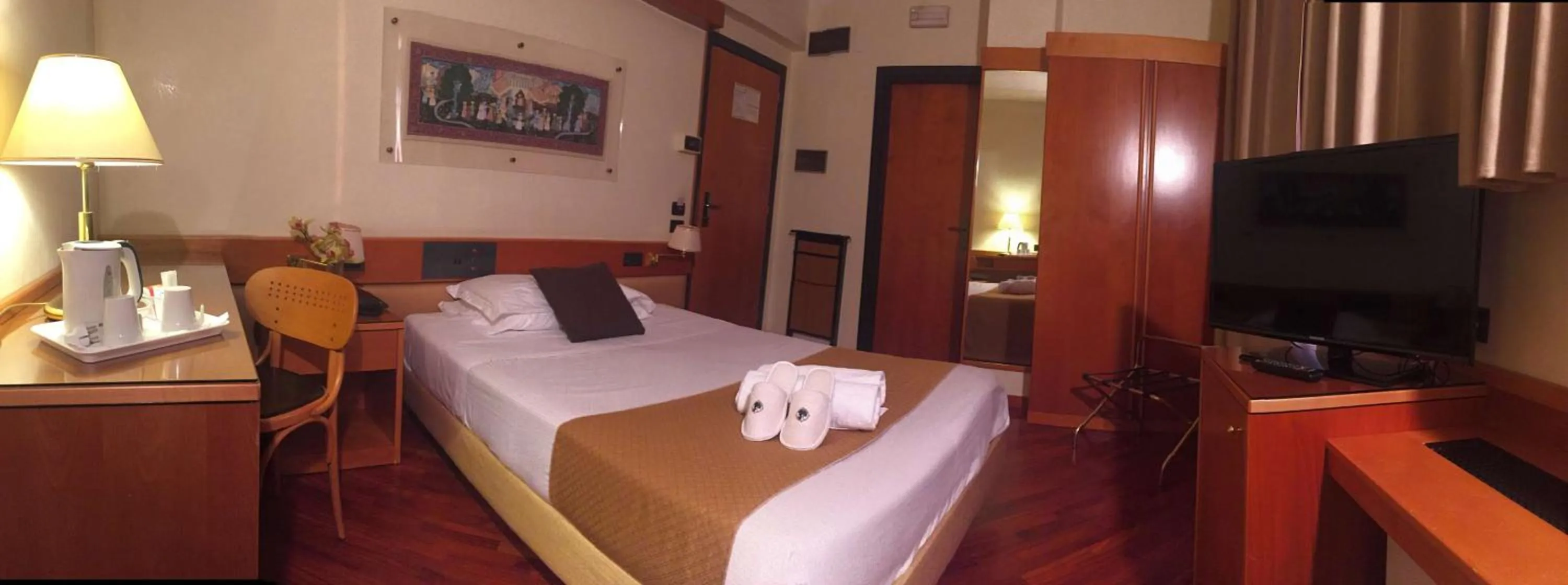 Photo of the whole room, Bed in Best Western Hotel Dei Cavalieri