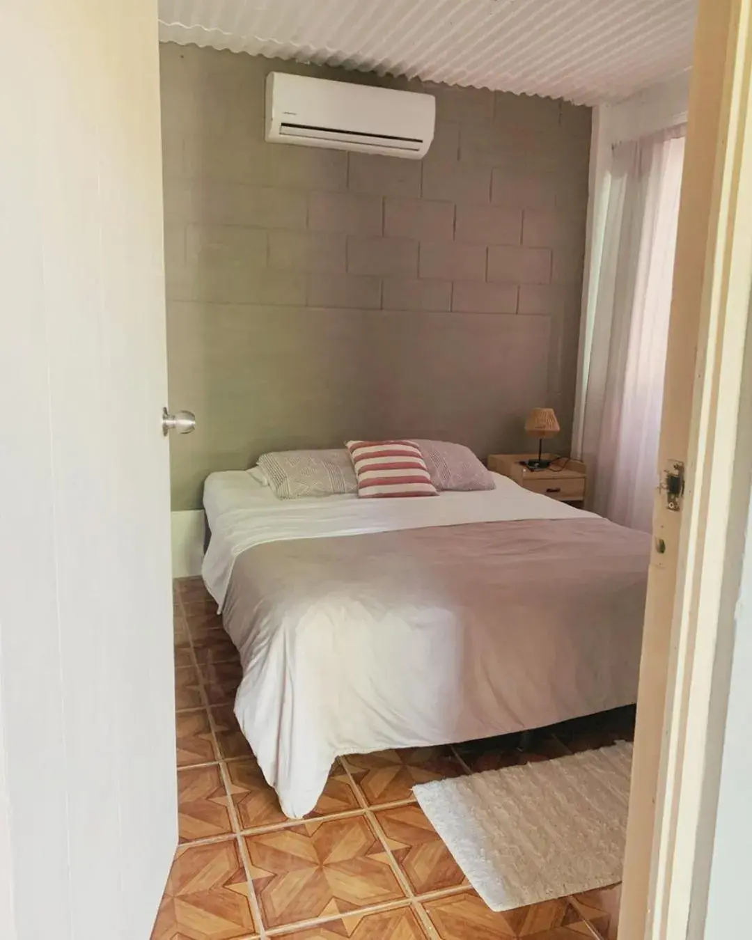 Standard Double Room with Shared Bathroom in La Canasta Standard Double Room with Shared Bathroom in La Canasta