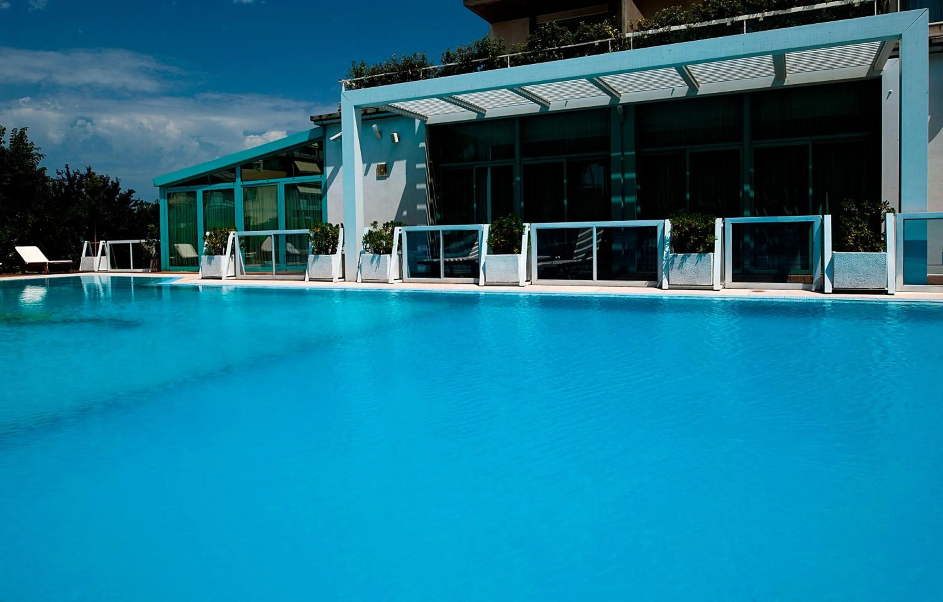 Swimming pool in Hotel Excelsior