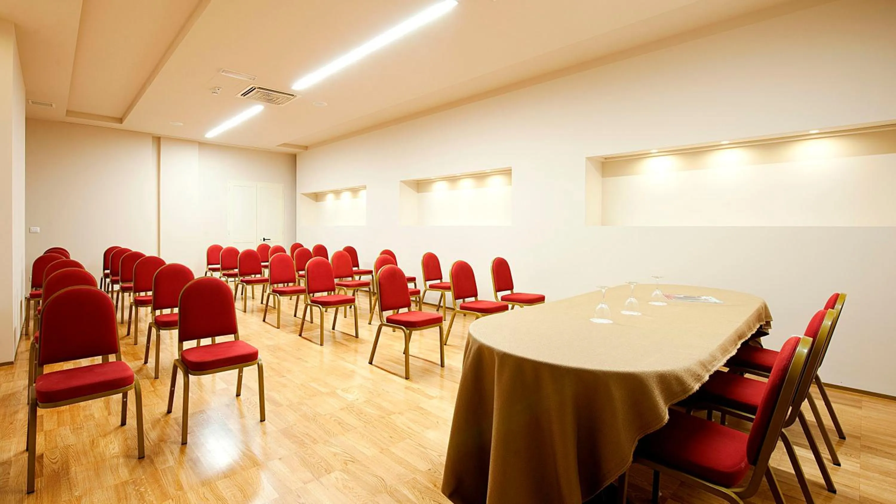 Meeting/conference room in Hotel Excelsior