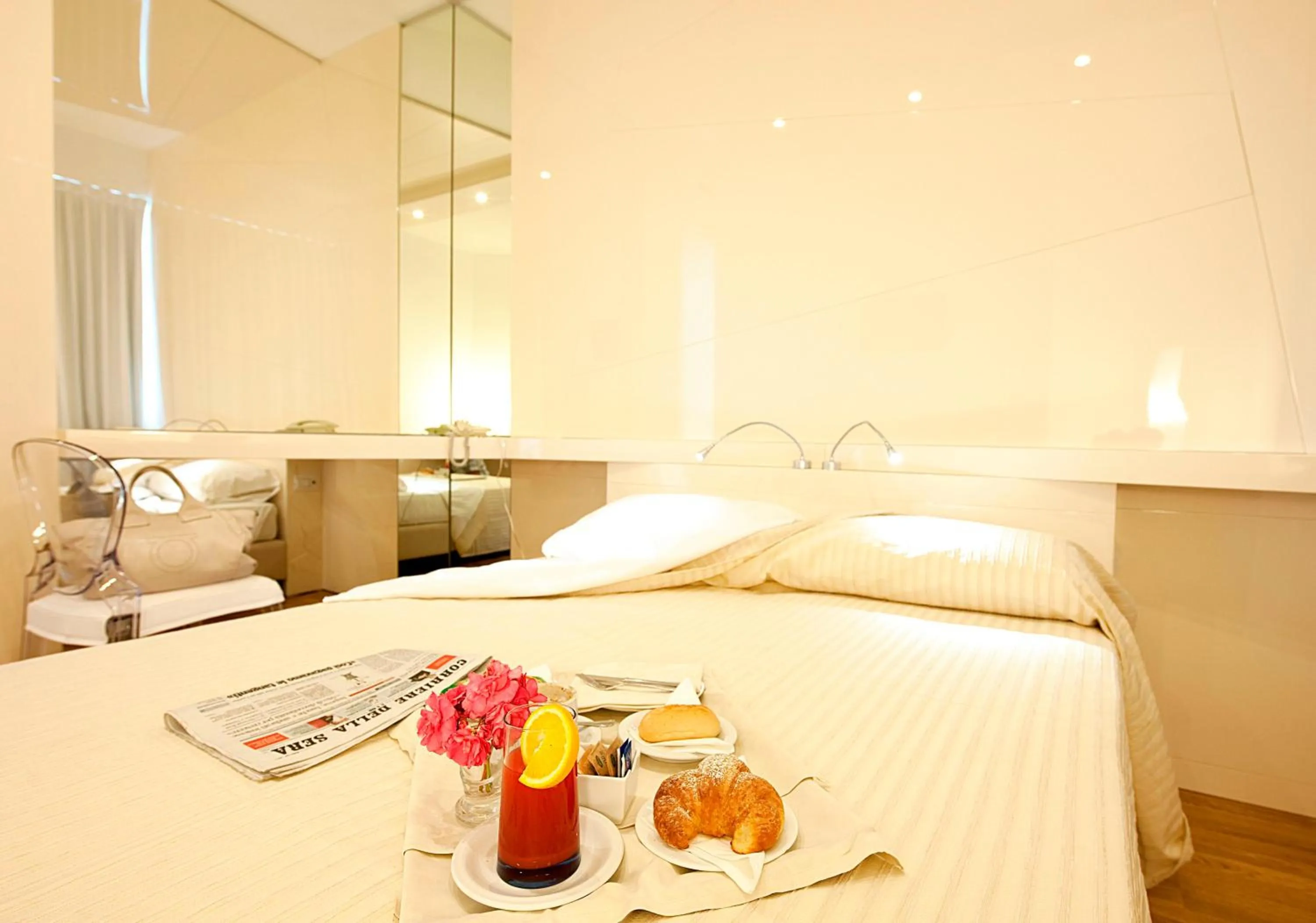 Bed in Hotel Excelsior