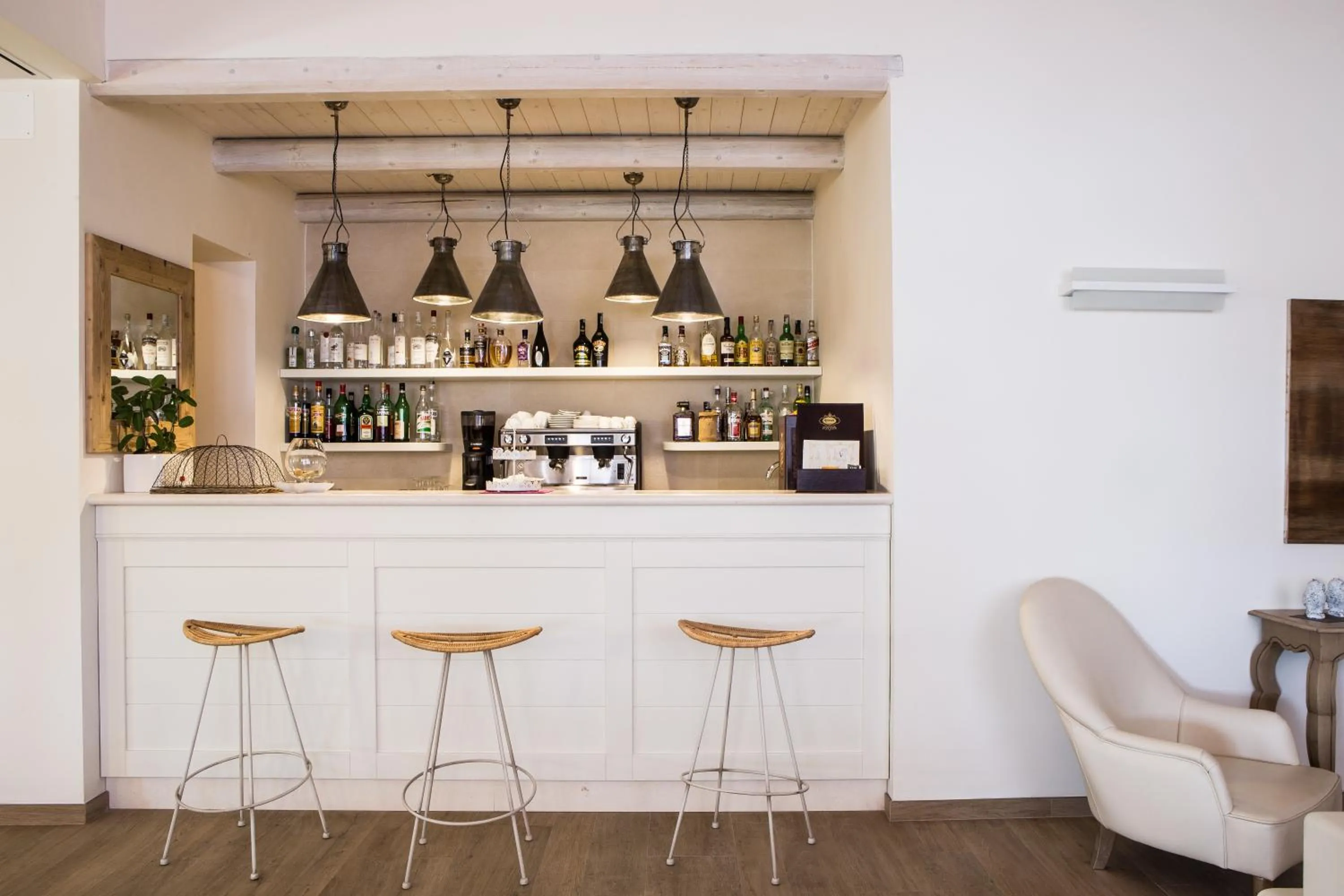 Lounge or bar in Hotel Giardino Suites&Spa