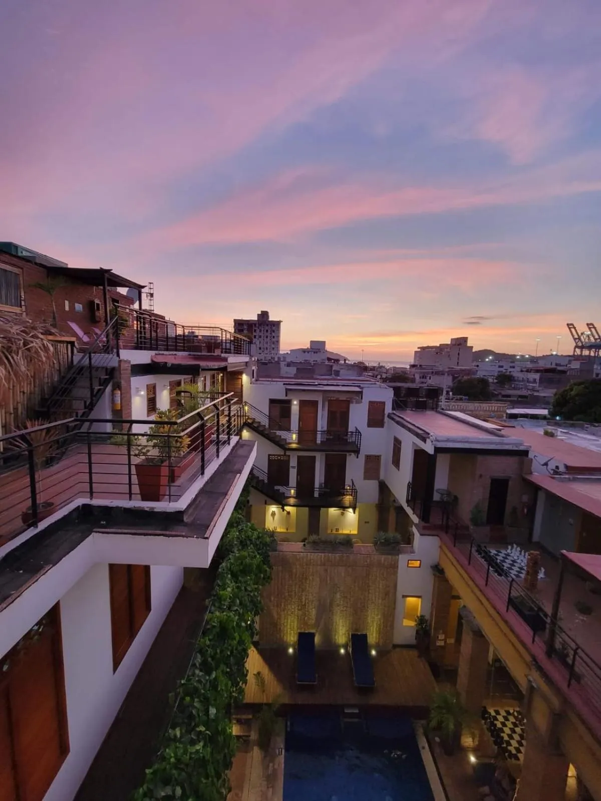 Property building in Hotel Boutique Casa Carolina